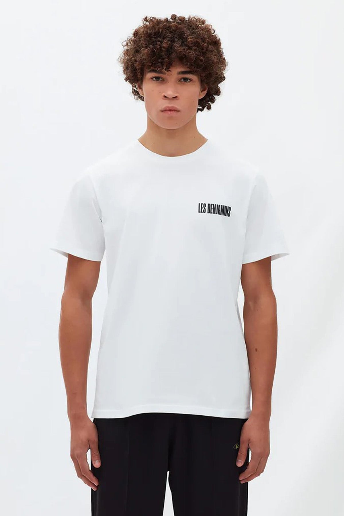 Les Benjamins Yuvarlak Yaka Logolu T-shirt-Libas Trendy Fashion Store