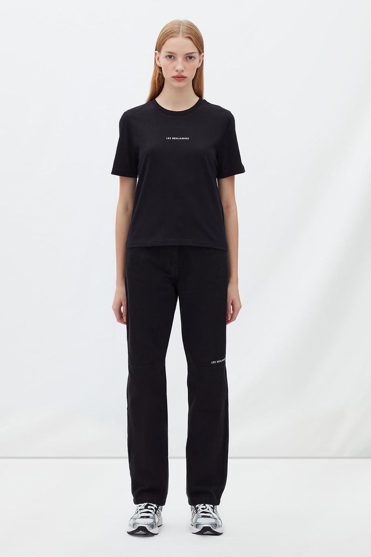 Les Benjamins Yuvarlak Yaka Logolu T-shirt-Libas Trendy Fashion Store