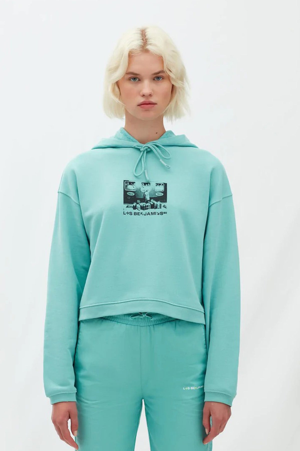 Les Benjamins Logolu Kapüşonlu Crop Sweatshirt-Libas Trendy Fashion Store