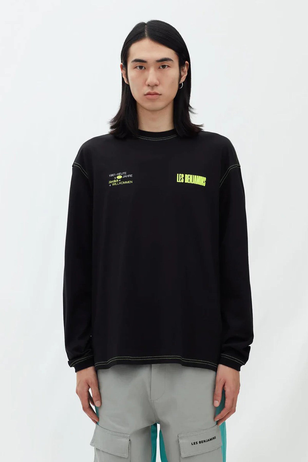 Les Benjamins Yuvarlak Yaka Logolu T-shirt-Libas Trendy Fashion Store