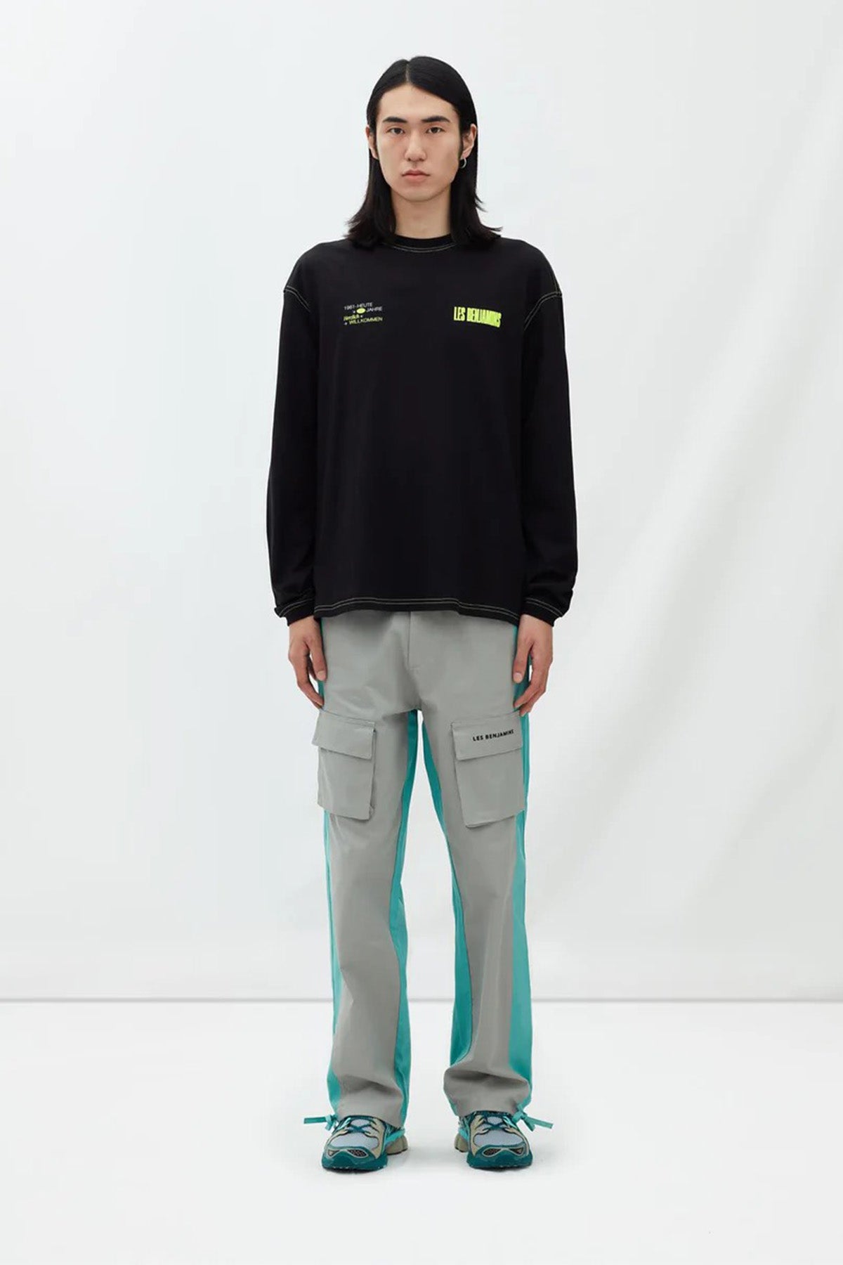 Les Benjamins Yuvarlak Yaka Logolu T-shirt-Libas Trendy Fashion Store