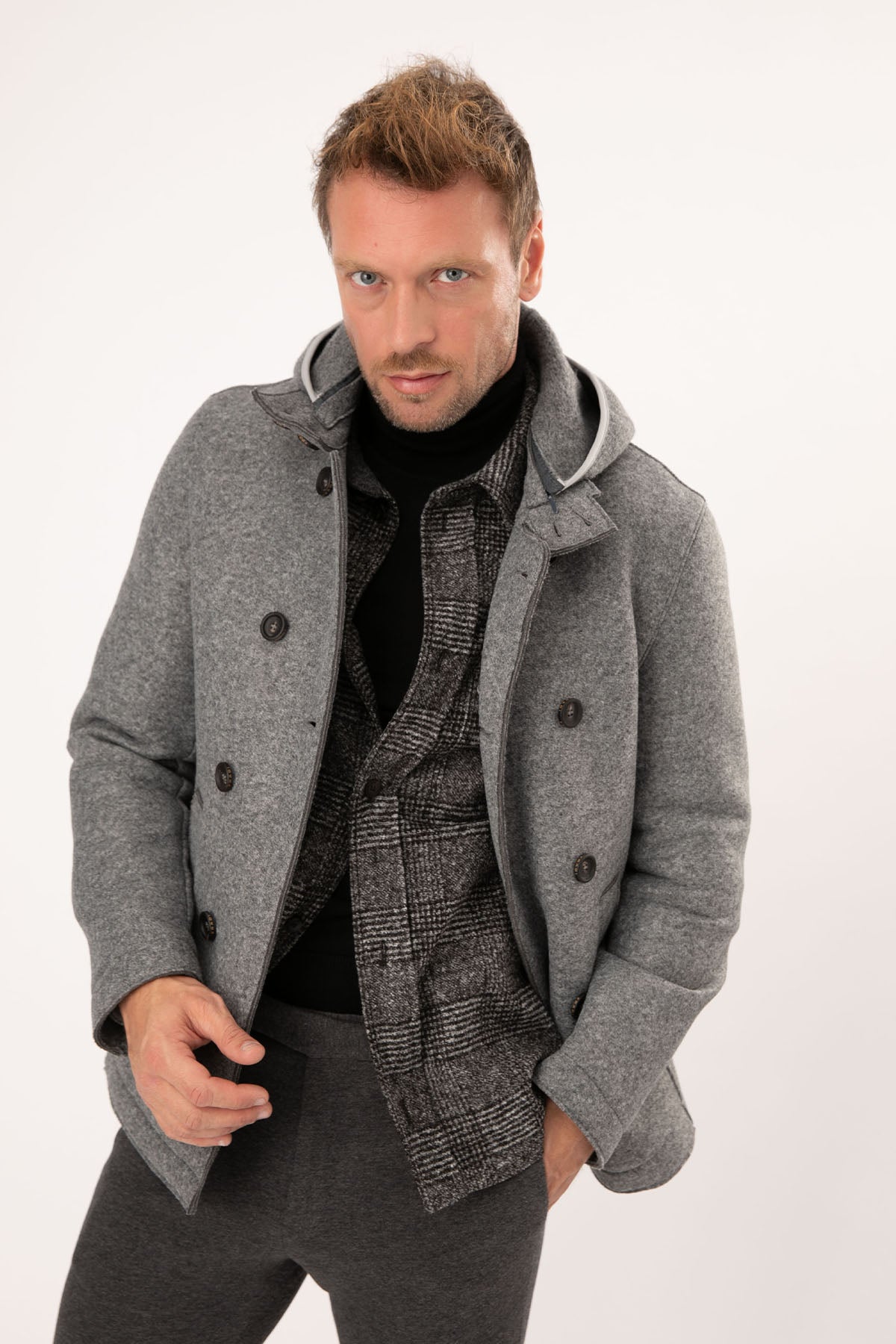 Fradi Warner Kapüşonlu Kruvaze Kaban-Libas Trendy Fashion Store