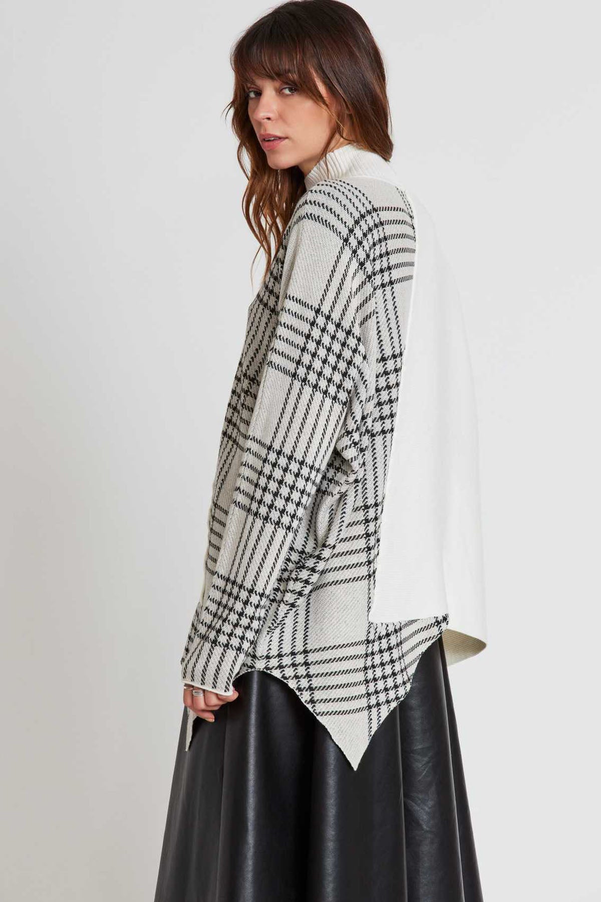 Rene Derhy Balıkçı Yaka Kazayağı Asimetrik Triko-Libas Trendy Fashion Store