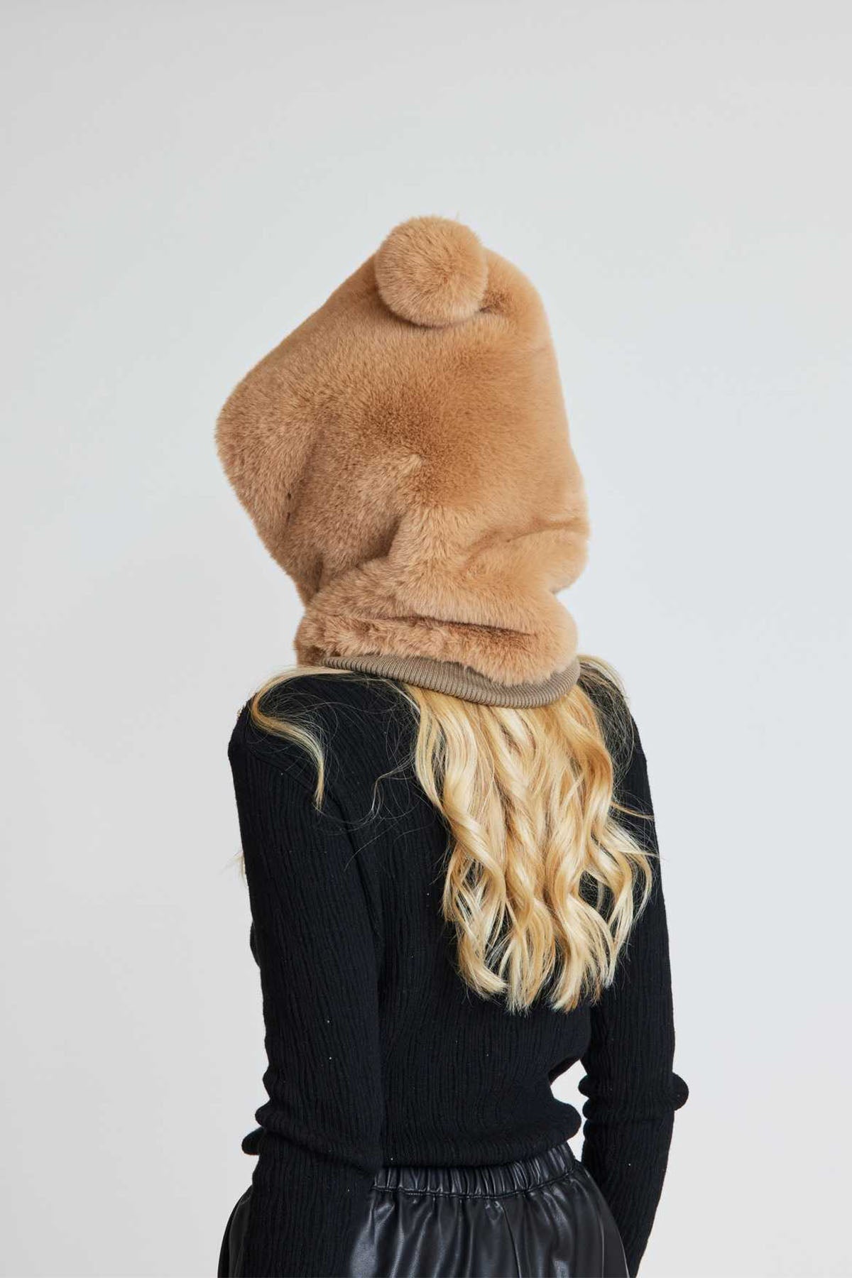 Rene Derhy Ponponlu Peluş Boyunluklu Bere-Libas Trendy Fashion Store