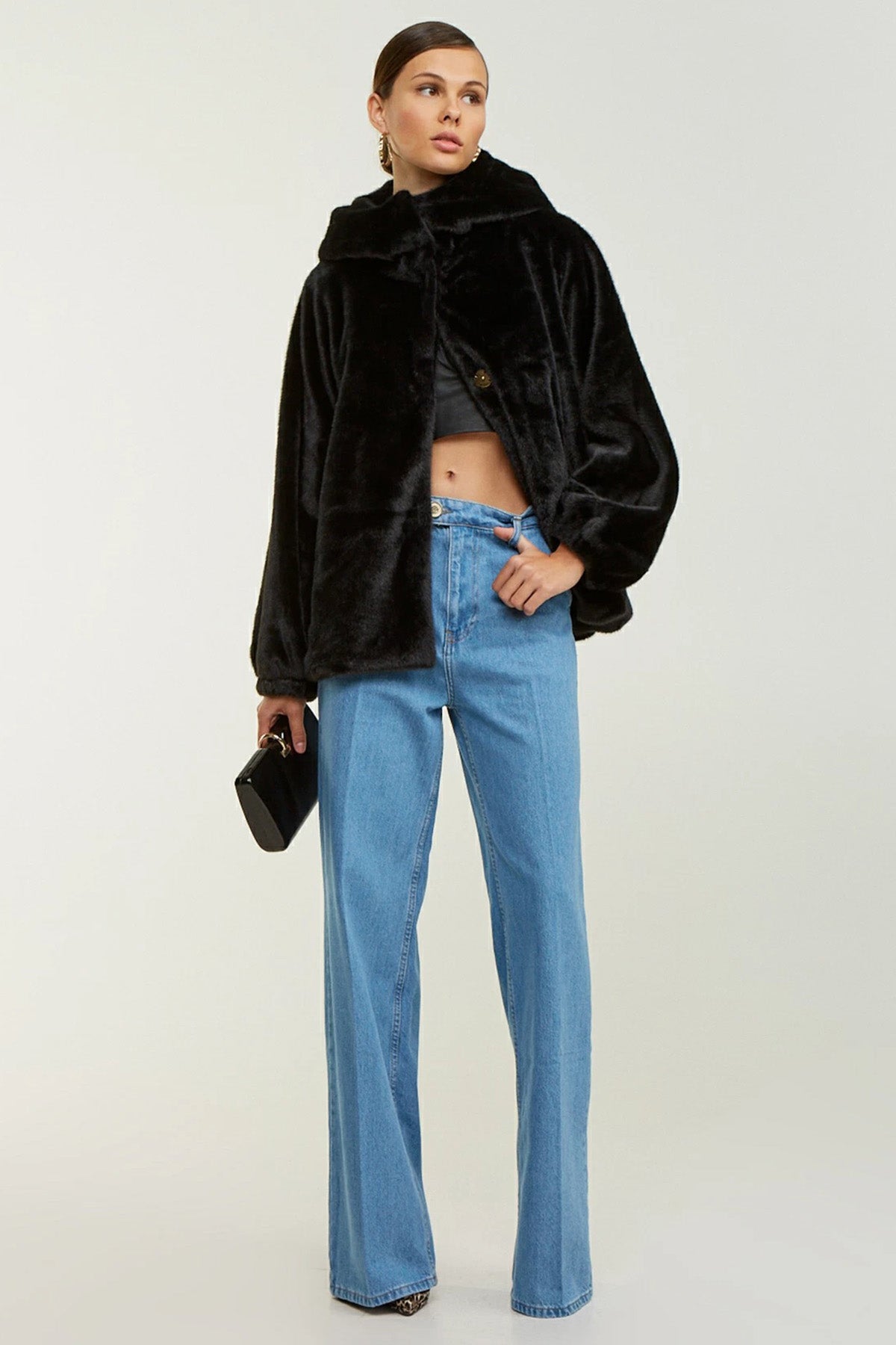 Lynne Kapüşonlu Peluş Kısa Kaban-Libas Trendy Fashion Store