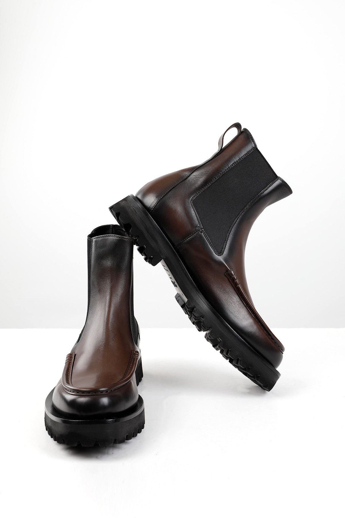 Officine Creative Conceptual St. Moritz Taban Lastikli Deri Chelsea Bot-Libas Trendy Fashion Store