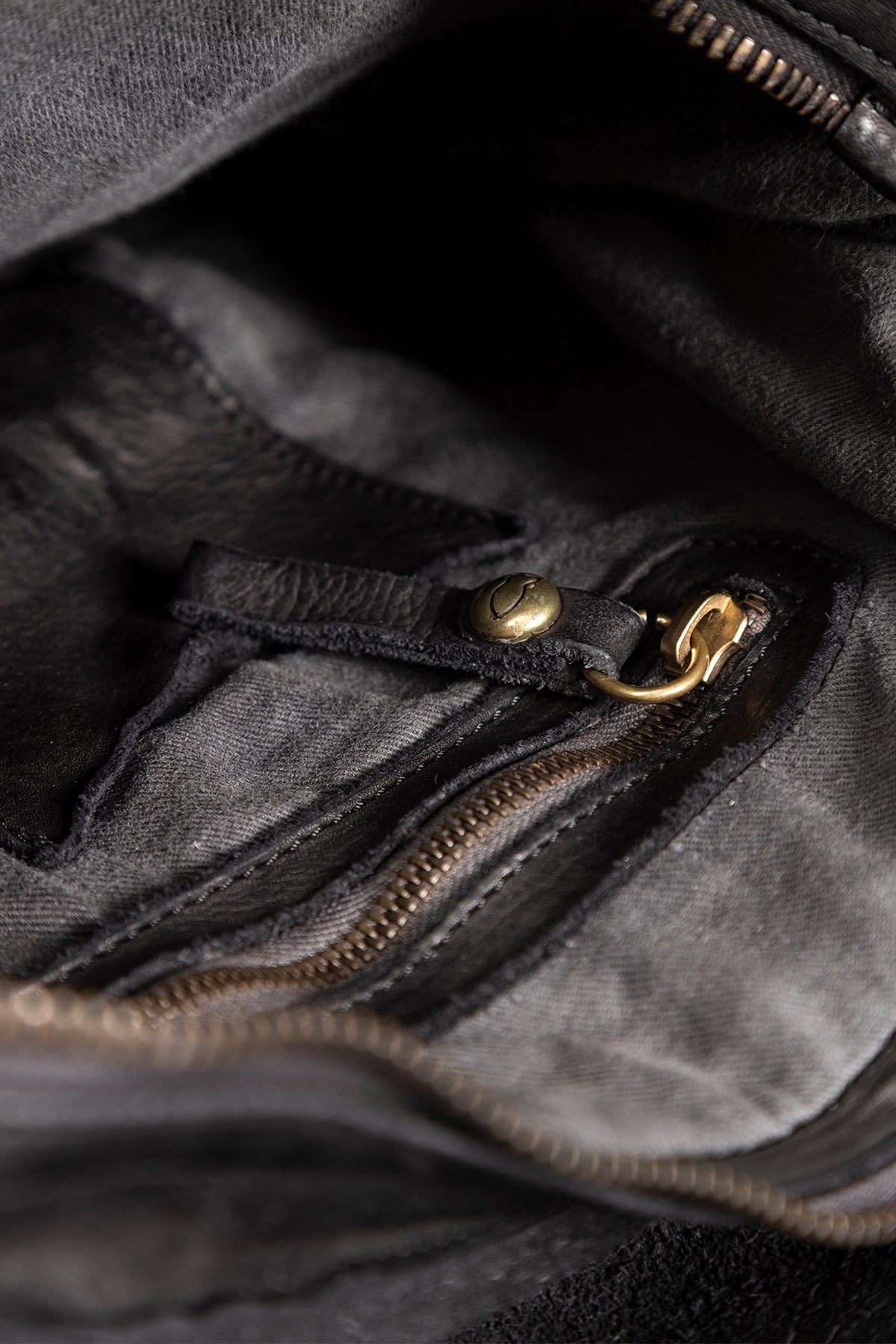 Campomaggi Logolu Deri Omuz Çantası-Libas Trendy Fashion Store