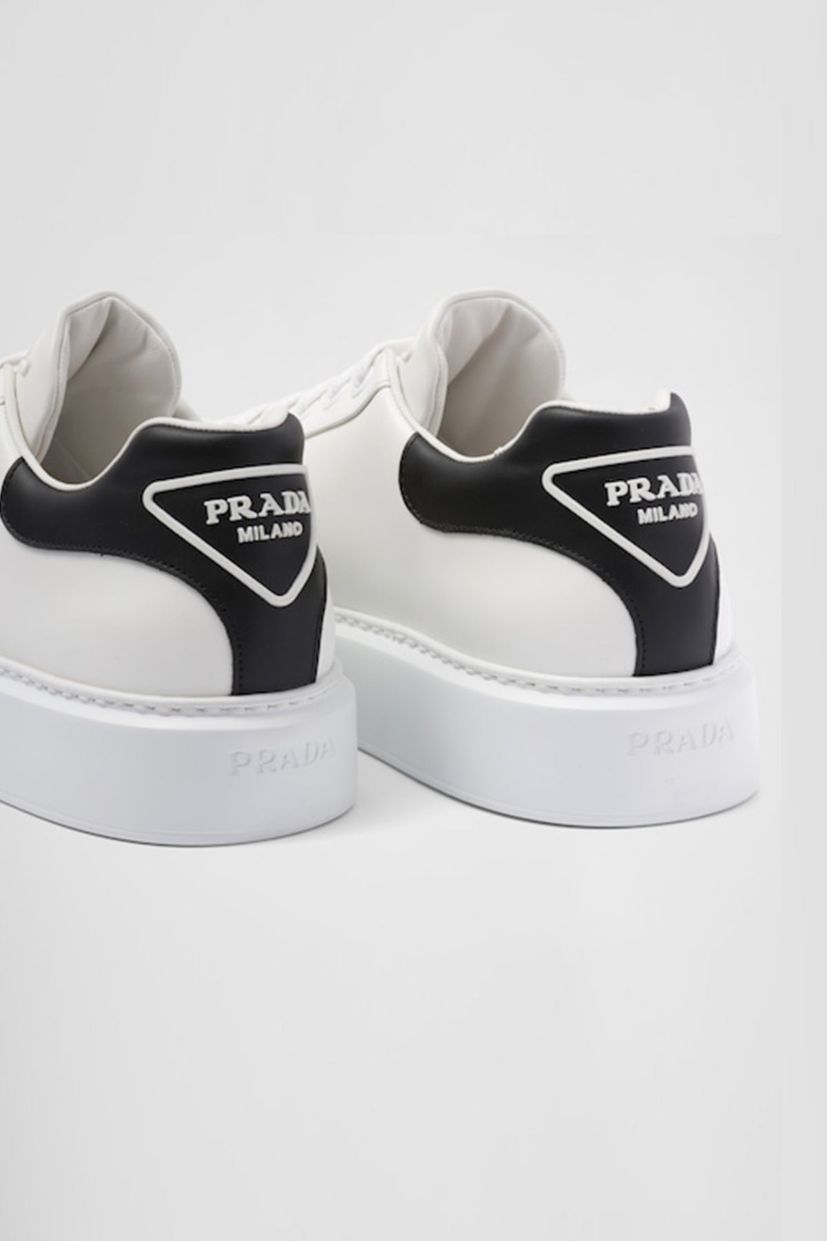 Prada Deri Sneaker Ayakkabı-Libas Trendy Fashion Store
