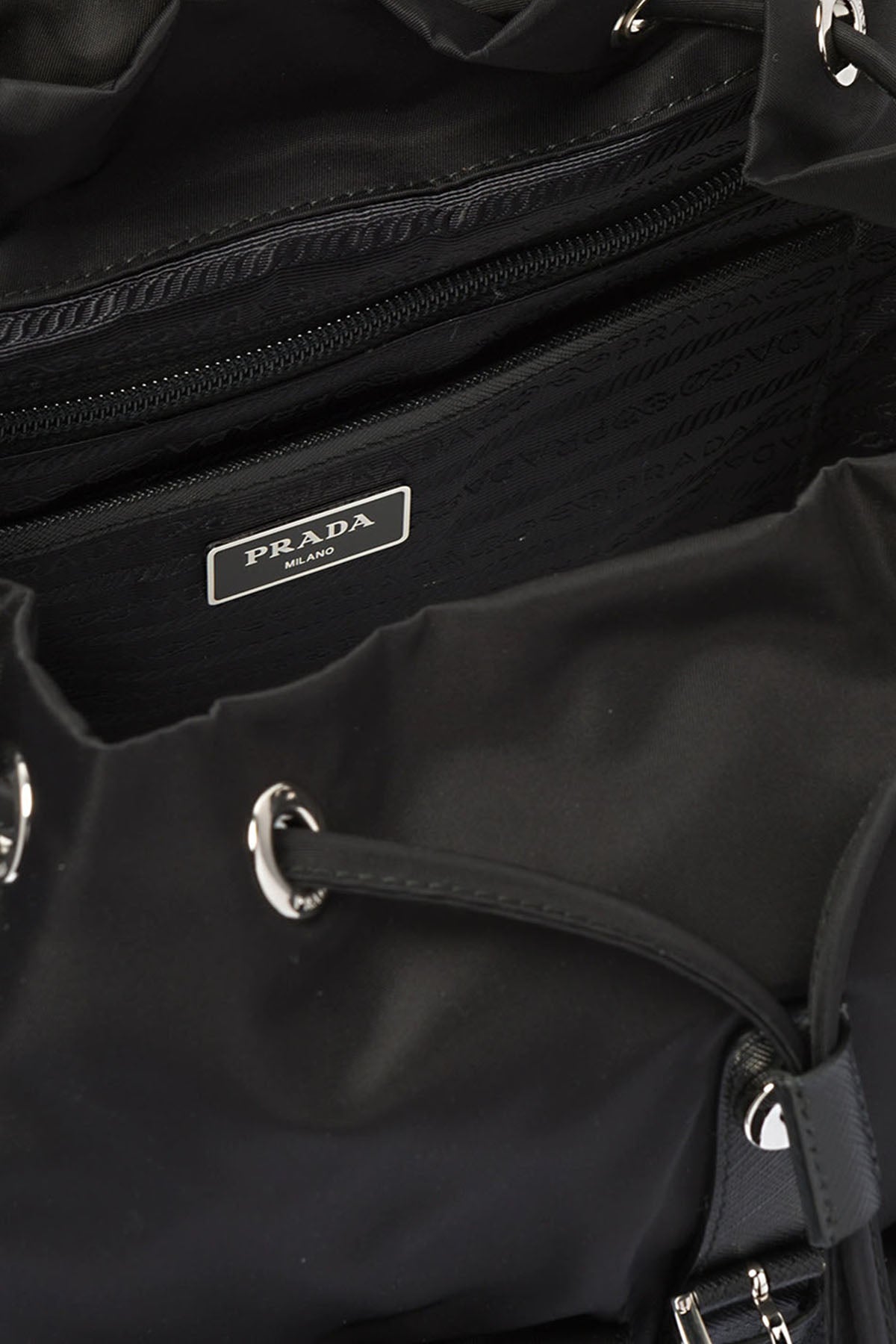 Prada Cep Detaylı Sırt Çantası-Libas Trendy Fashion Store