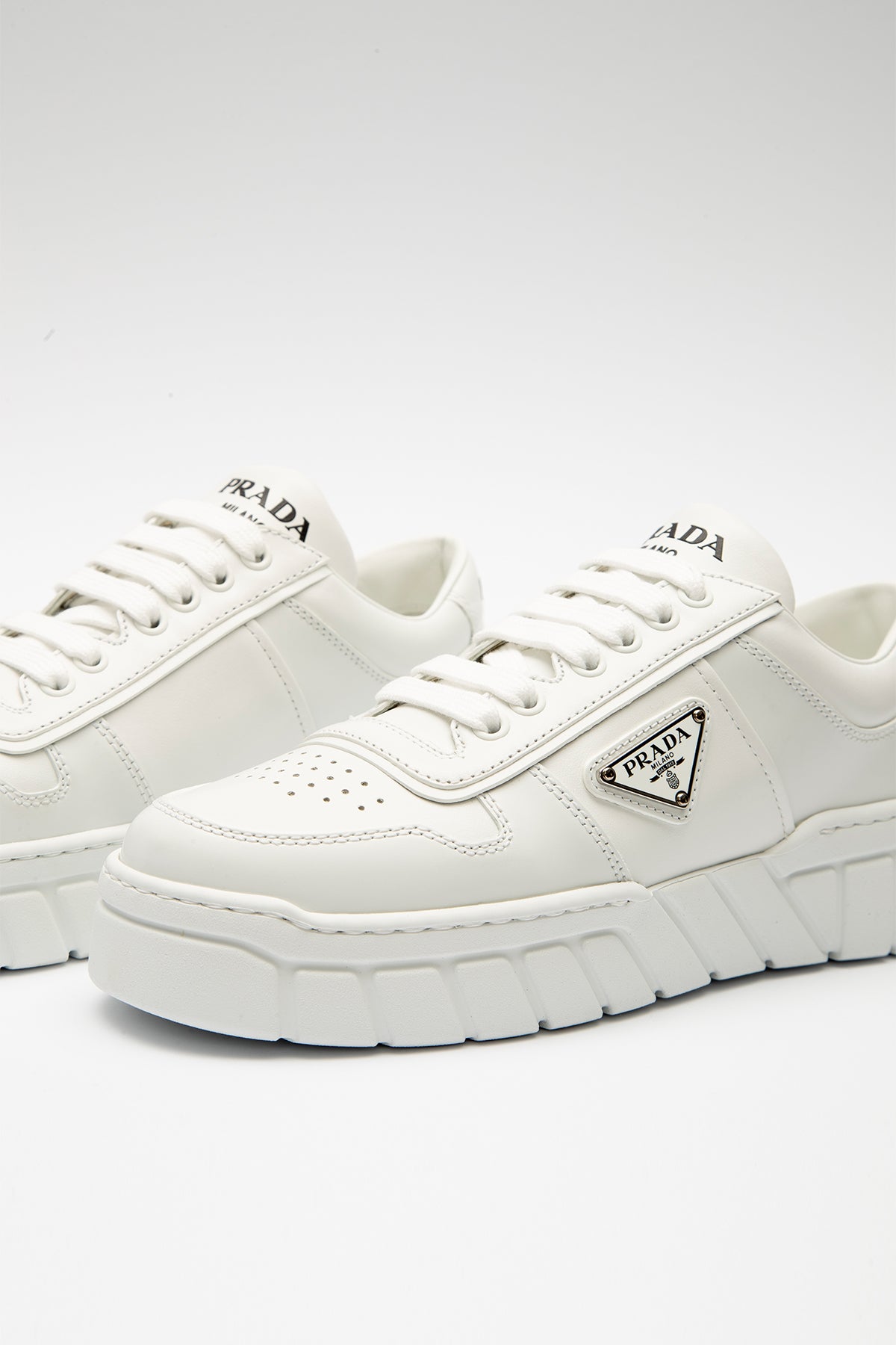 Prada Deri Sneaker Ayakkabı-Libas Trendy Fashion Store