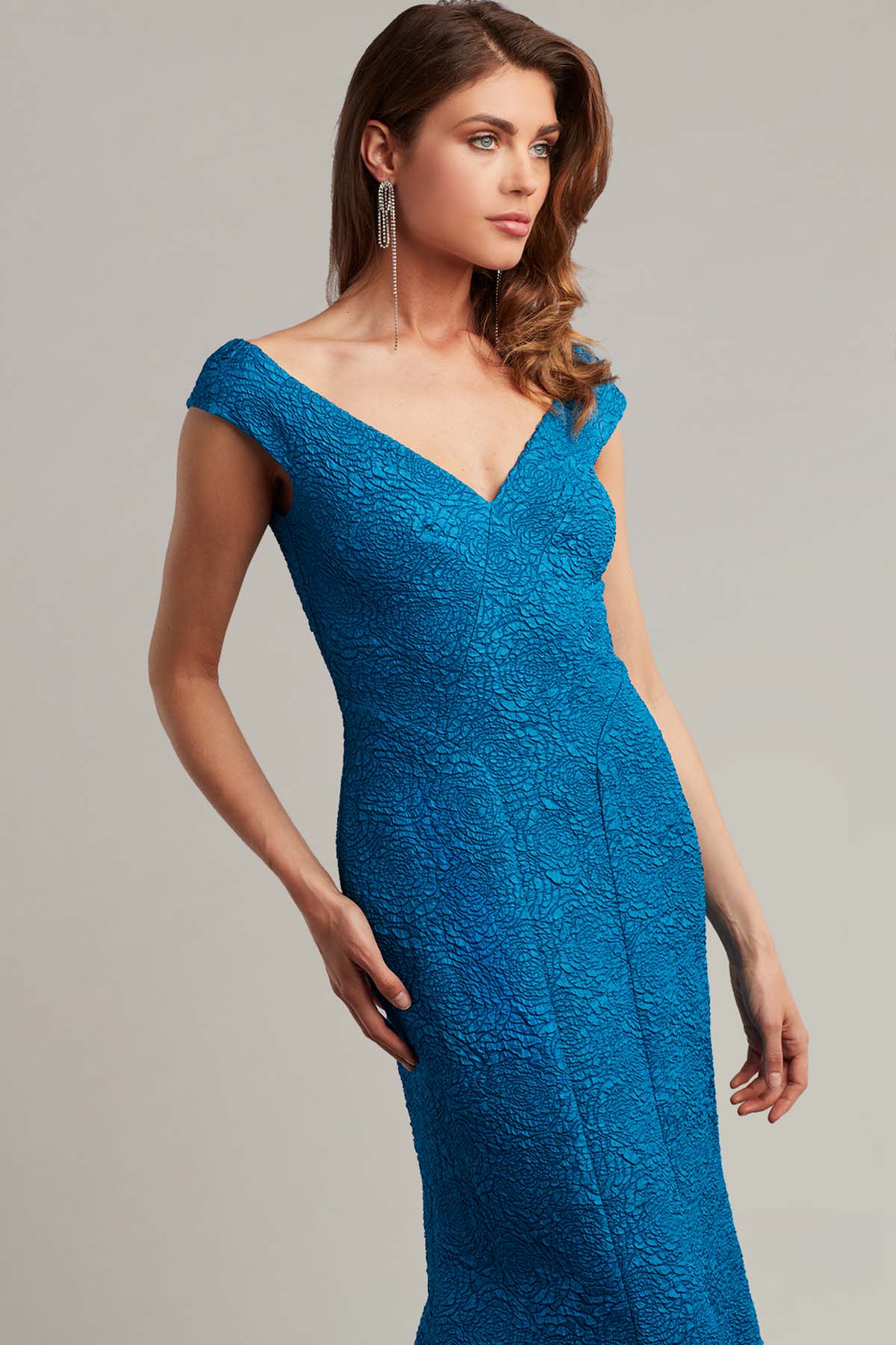 Tadashi Shoji V Yaka Maxi Abiye Elbise-Libas Trendy Fashion Store