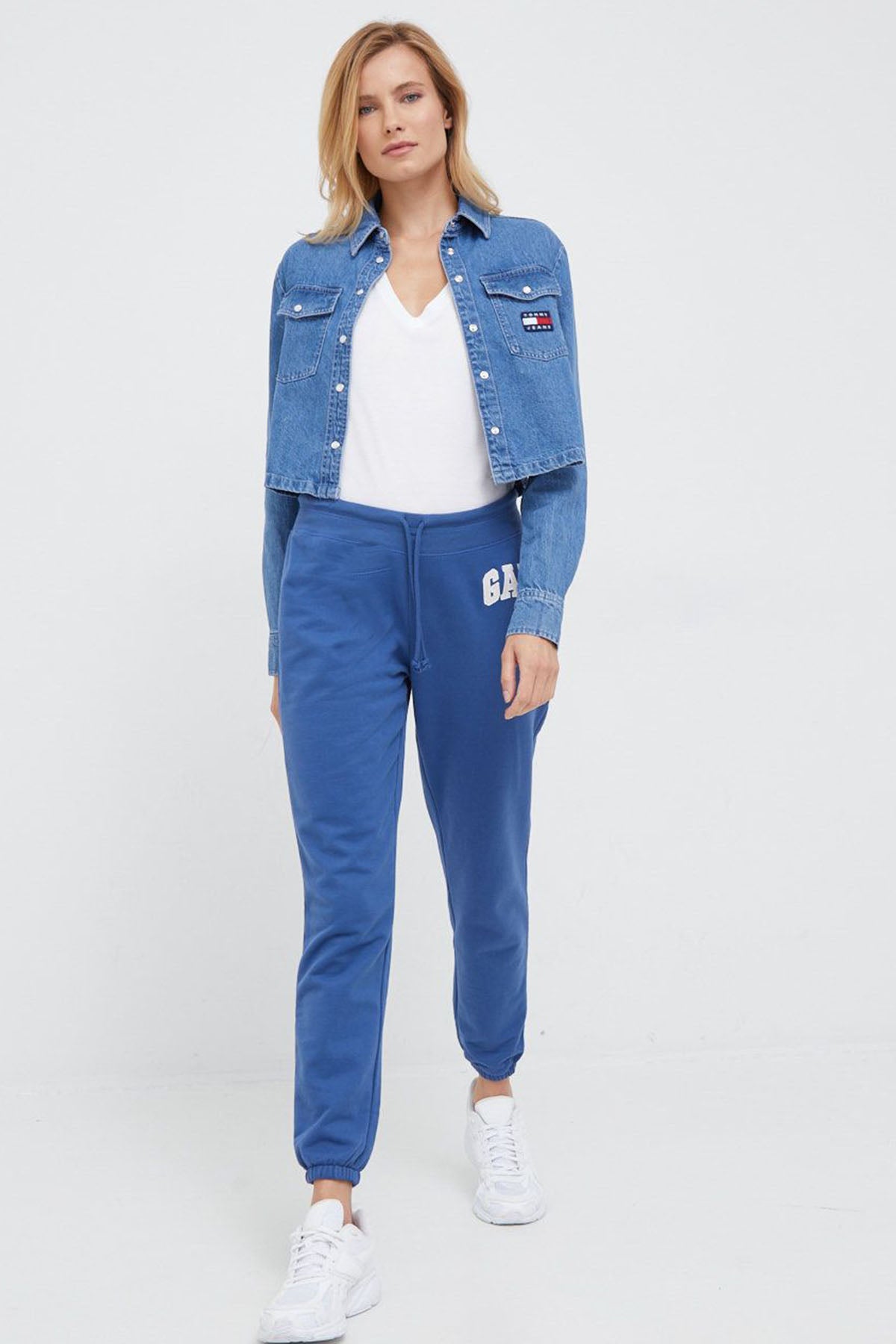 Polo Ralph Lauren Custom Fit V Yaka T-shirt-Libas Trendy Fashion Store