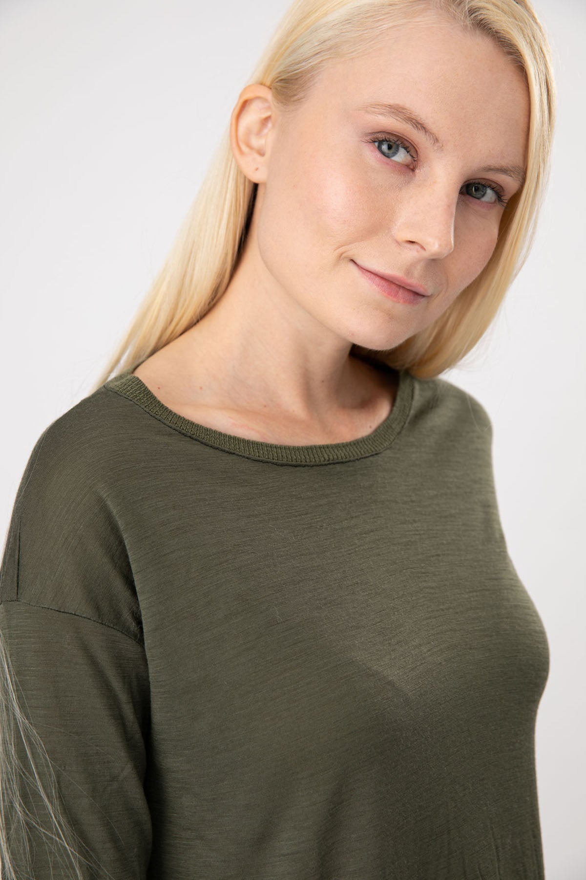 Transit Sırttan Düğmeli Yün Triko-Libas Trendy Fashion Store