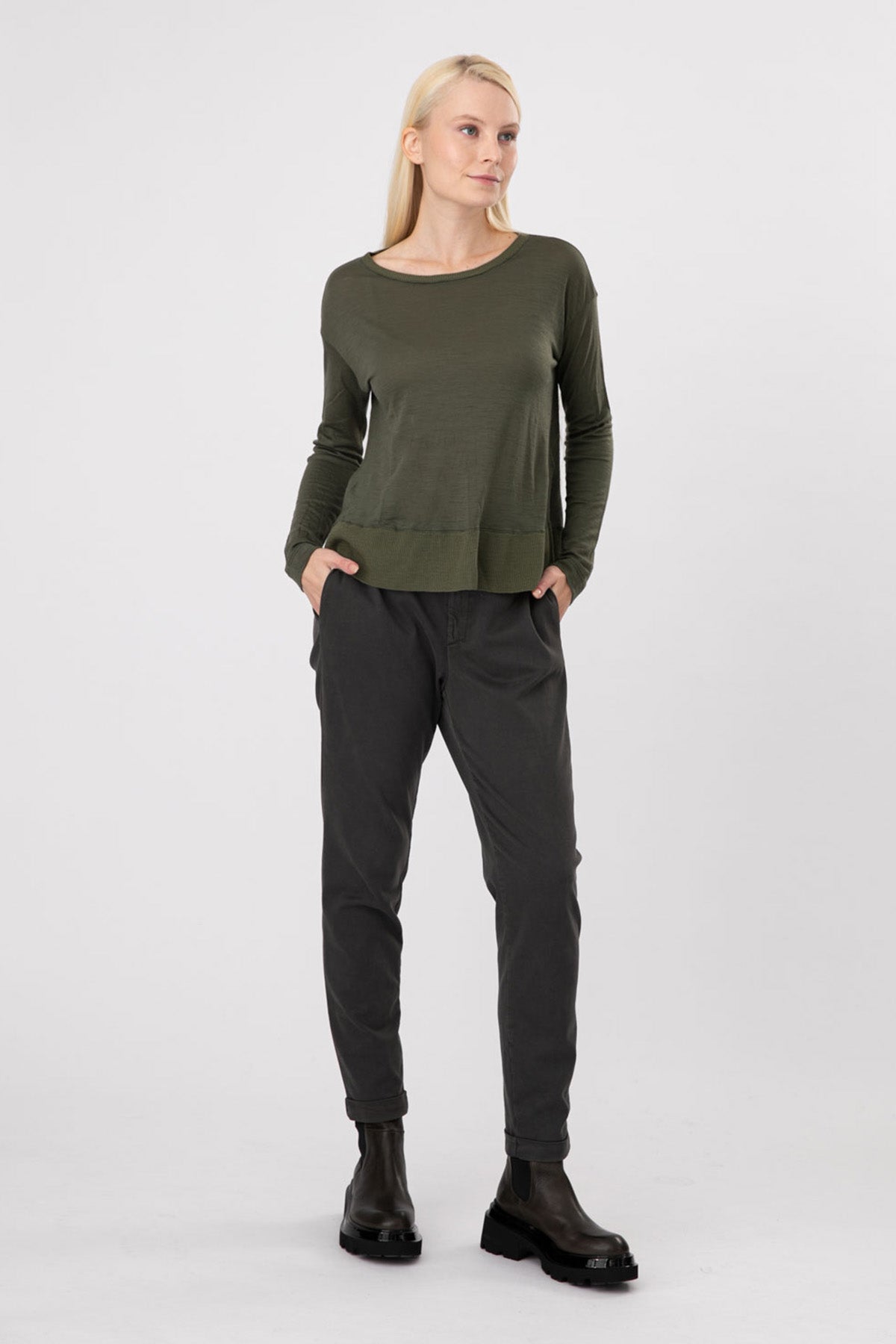 Transit Sırttan Düğmeli Yün Triko-Libas Trendy Fashion Store