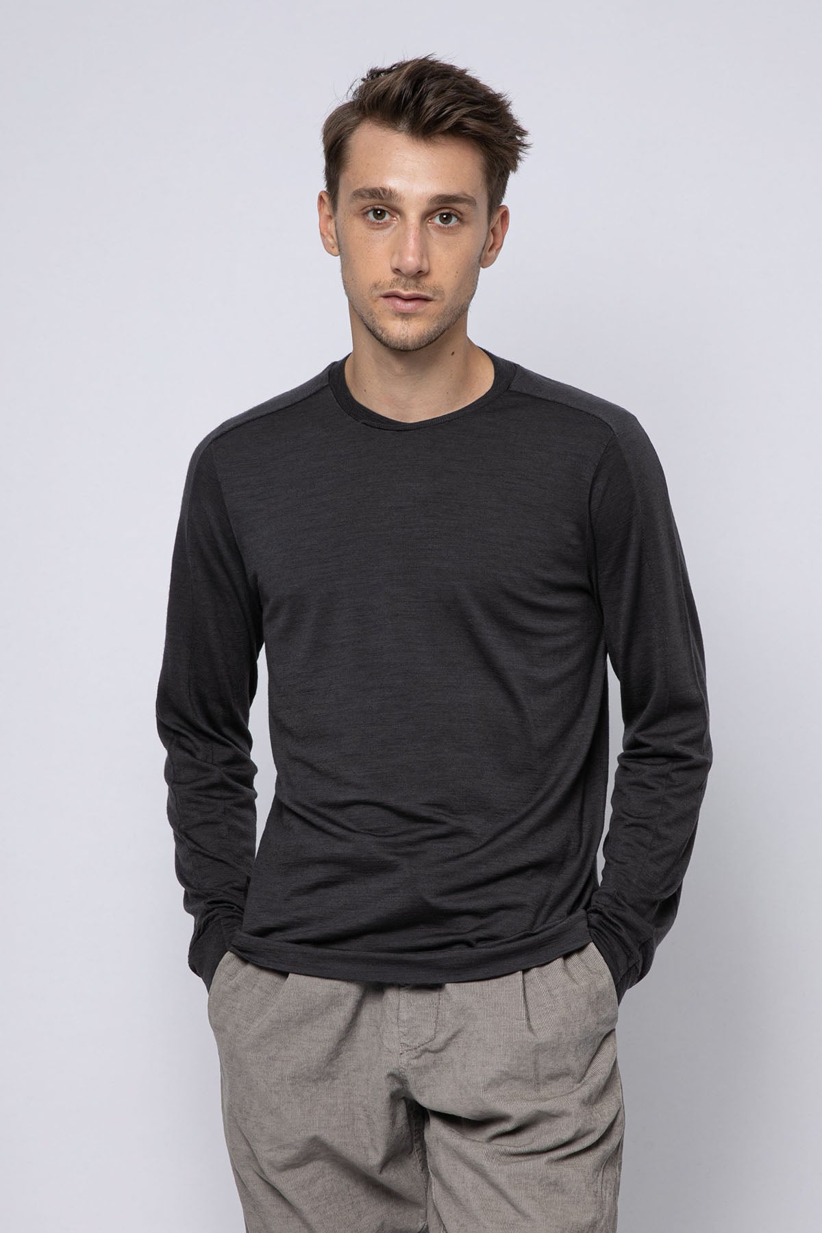 Transit Yuvarlak Yaka Uzun Kollu Yün T-shirt-Libas Trendy Fashion Store