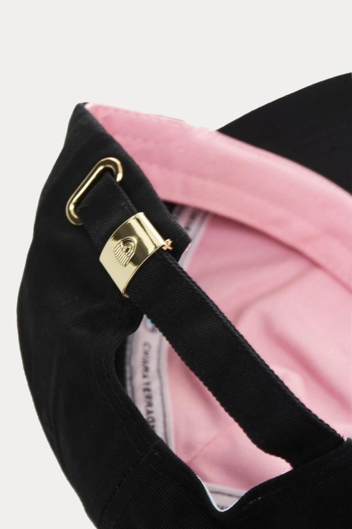 Chiara Ferragni Logolu Şapka-Libas Trendy Fashion Store