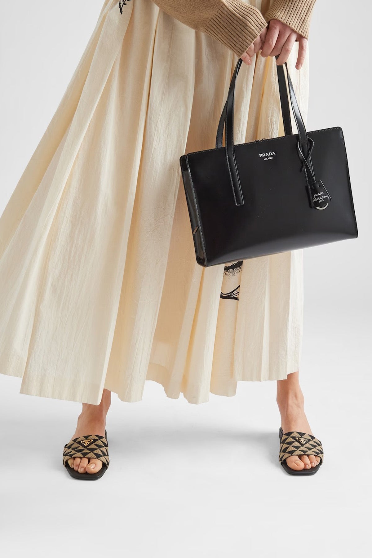 Prada Rafya Örgü Logolu Terlik-Libas Trendy Fashion Store