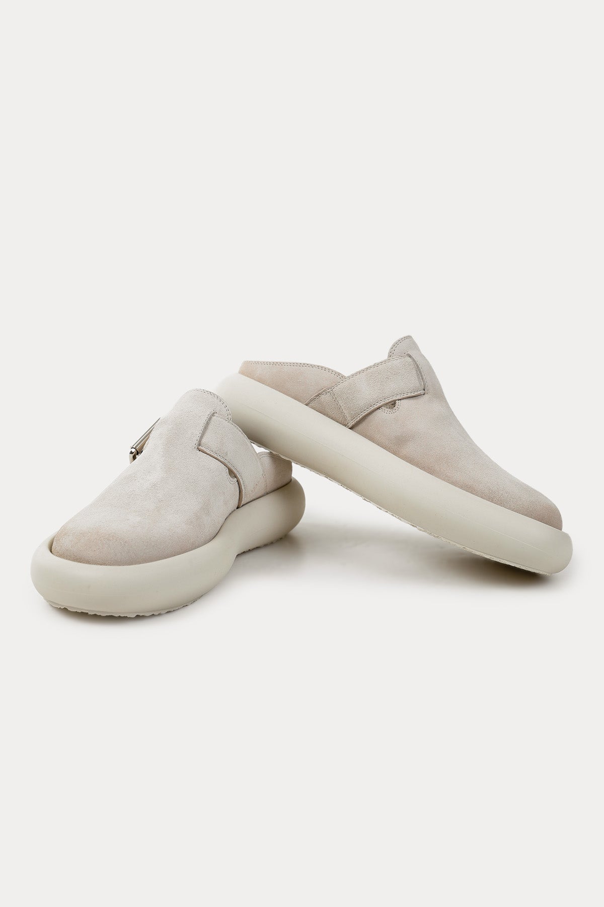 Vic Matie Kemer Detaylı Süet Terlik-Libas Trendy Fashion Store