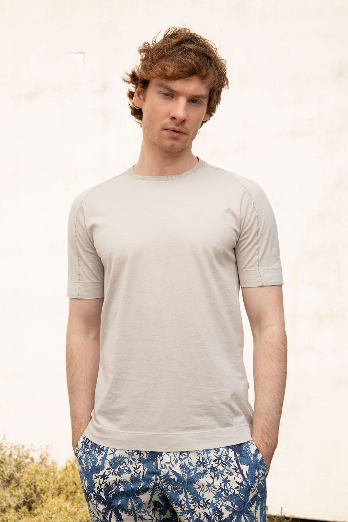 Transit Cep Detaylı Keten Karışımlı Yuvarlak Yaka T-shirt-Libas Trendy Fashion Store