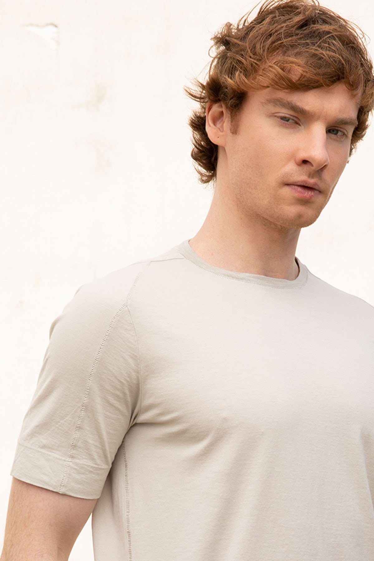 Transit Cep Detaylı Keten Karışımlı Yuvarlak Yaka T-shirt-Libas Trendy Fashion Store