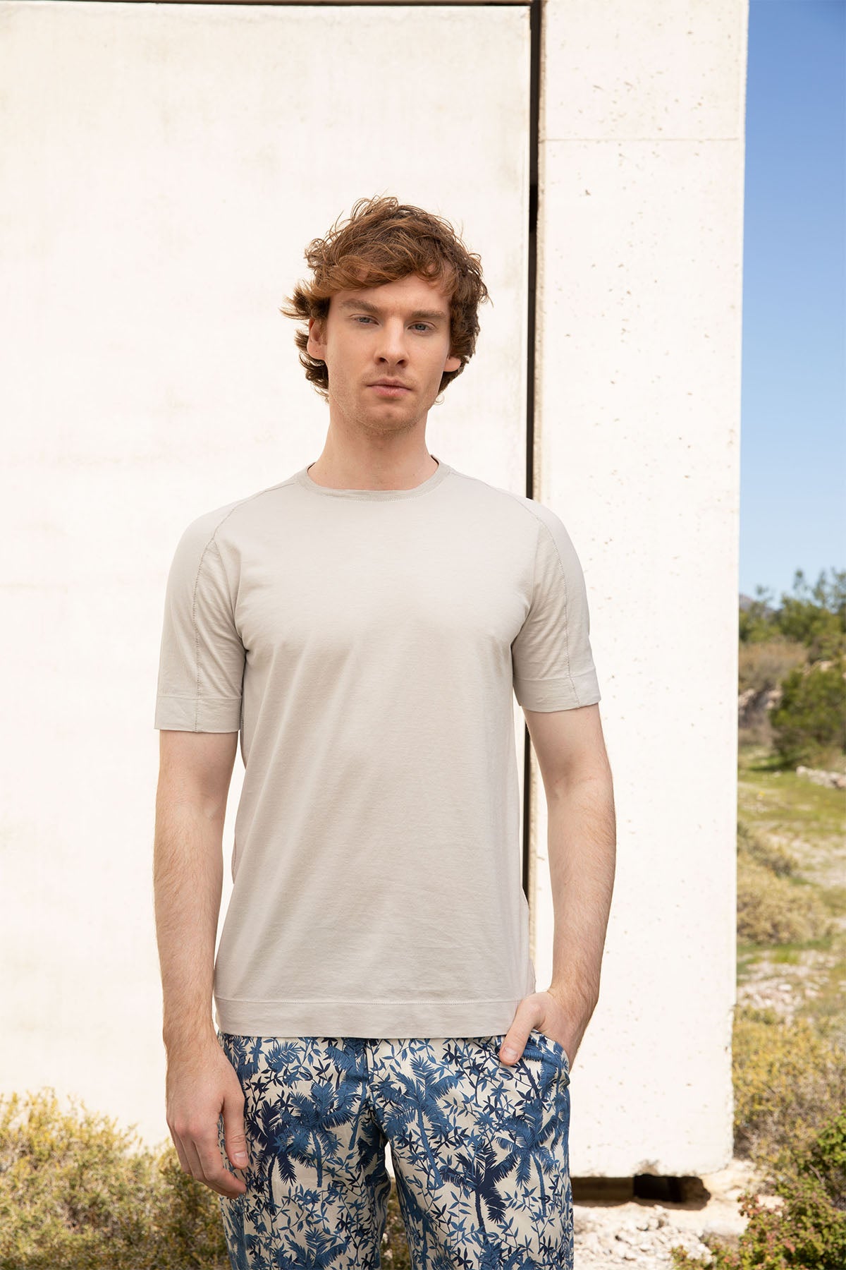 Transit Cep Detaylı Keten Karışımlı Yuvarlak Yaka T-shirt-Libas Trendy Fashion Store