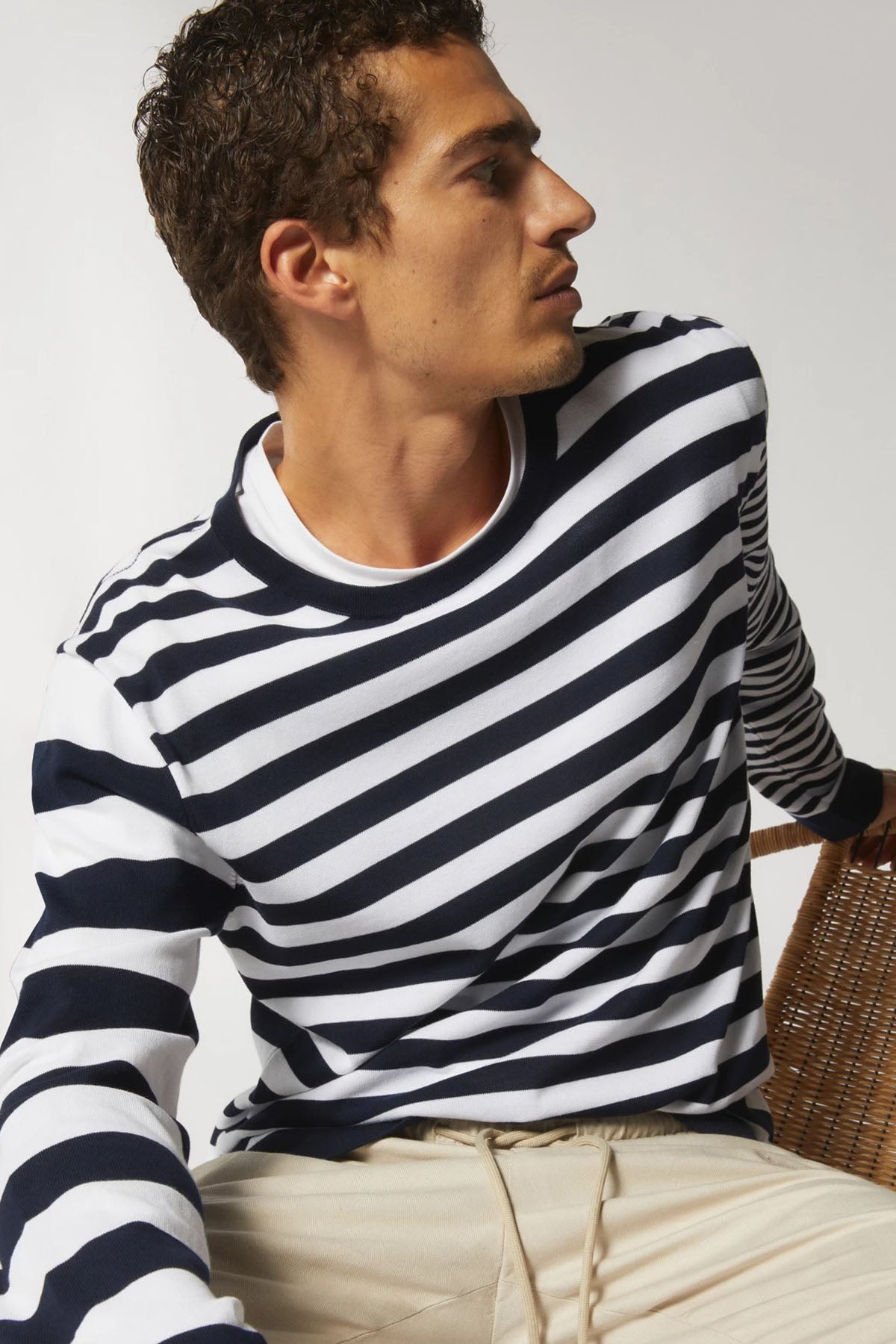 Dondup Yuvarlak Yaka Çizgili İnce Örgü Triko-Libas Trendy Fashion Store