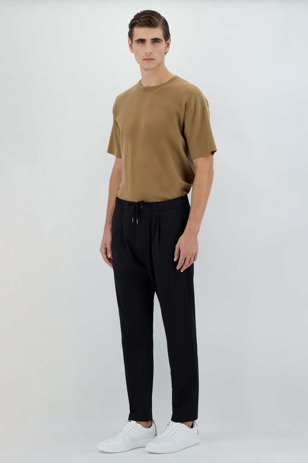 Herno Beli Lastikli Yandan Cepli Tek Pile Pantolon