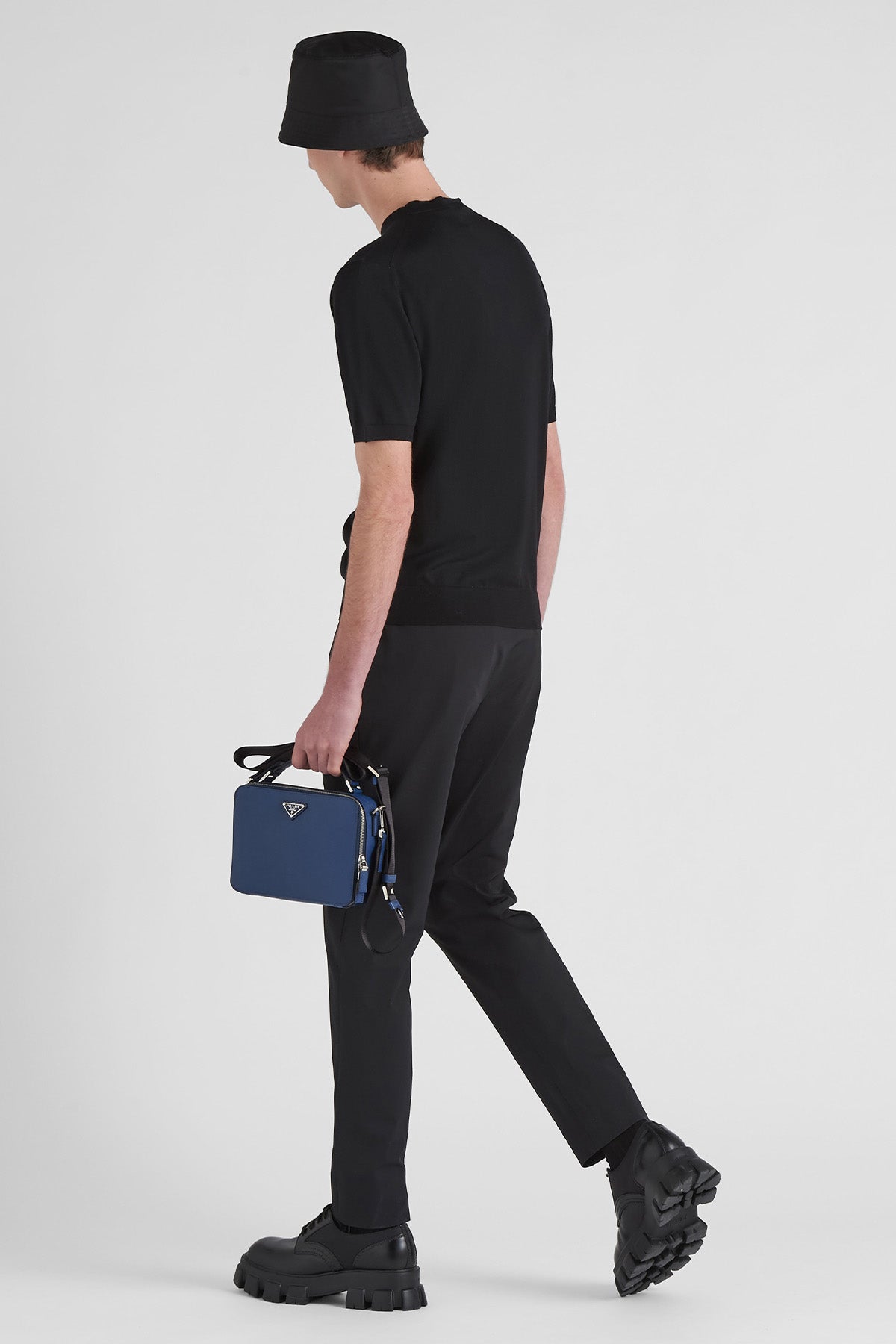 Prada Yuvarlak Yaka Logolu İnce Örgü Yün Triko