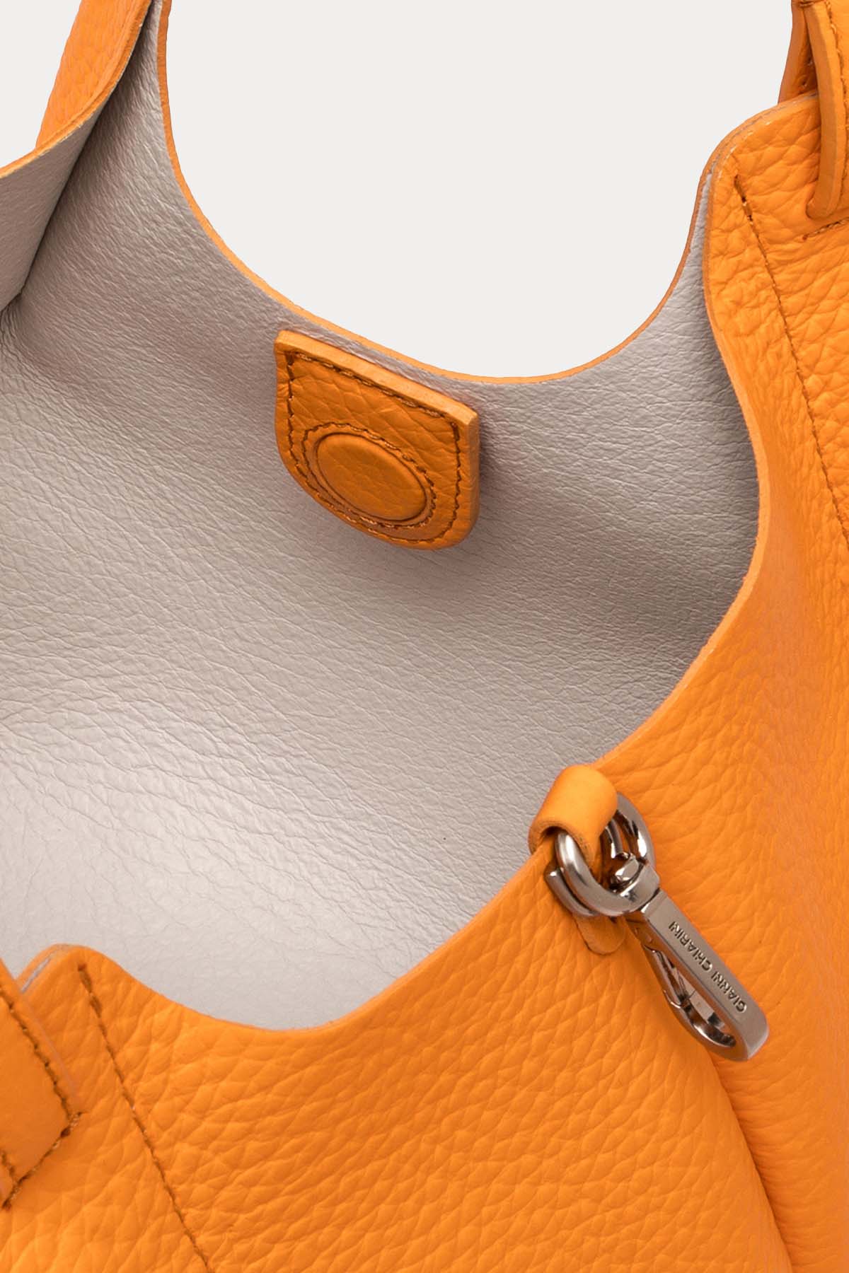 Gianni Chiarini Dua Deri Omuz Çantası