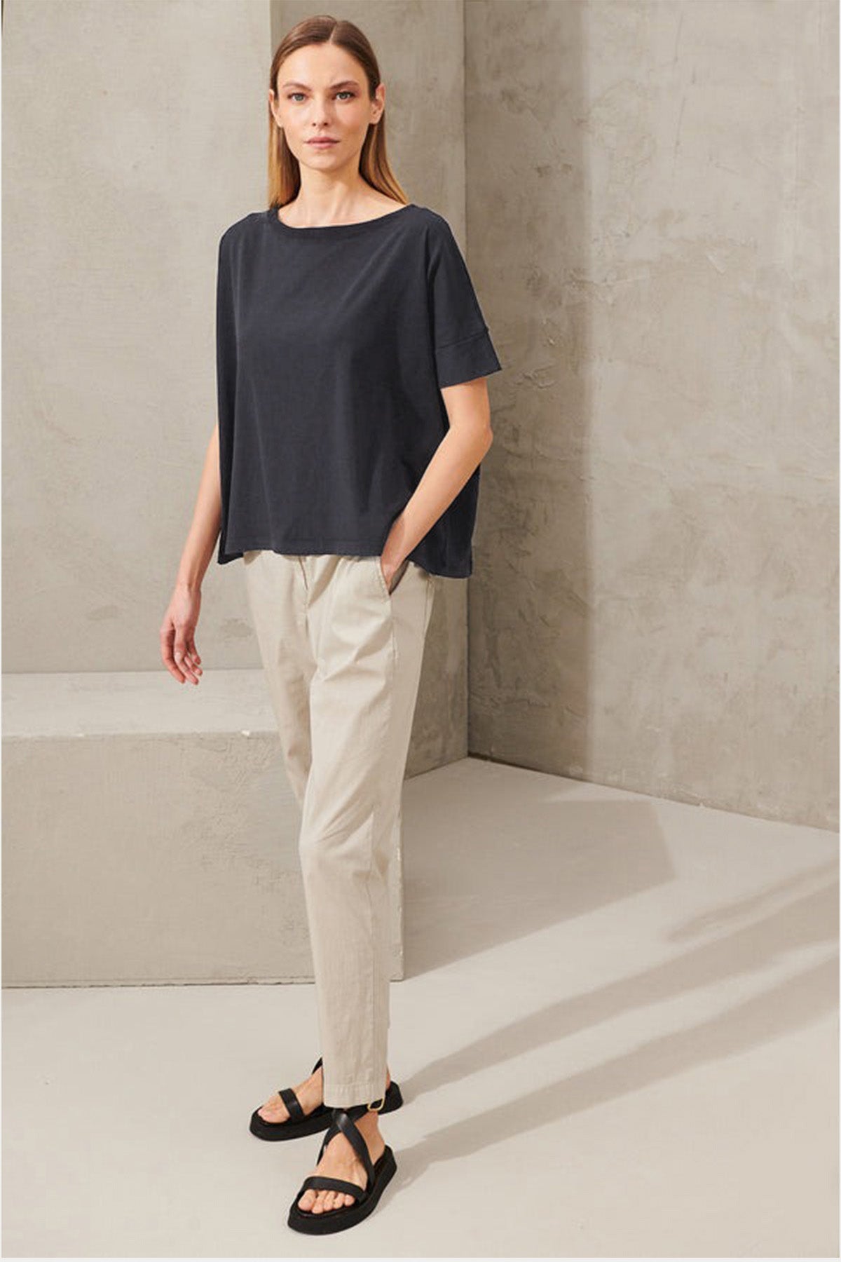 Transit Geniş Kesim Kayık Yaka Streç T-shirt