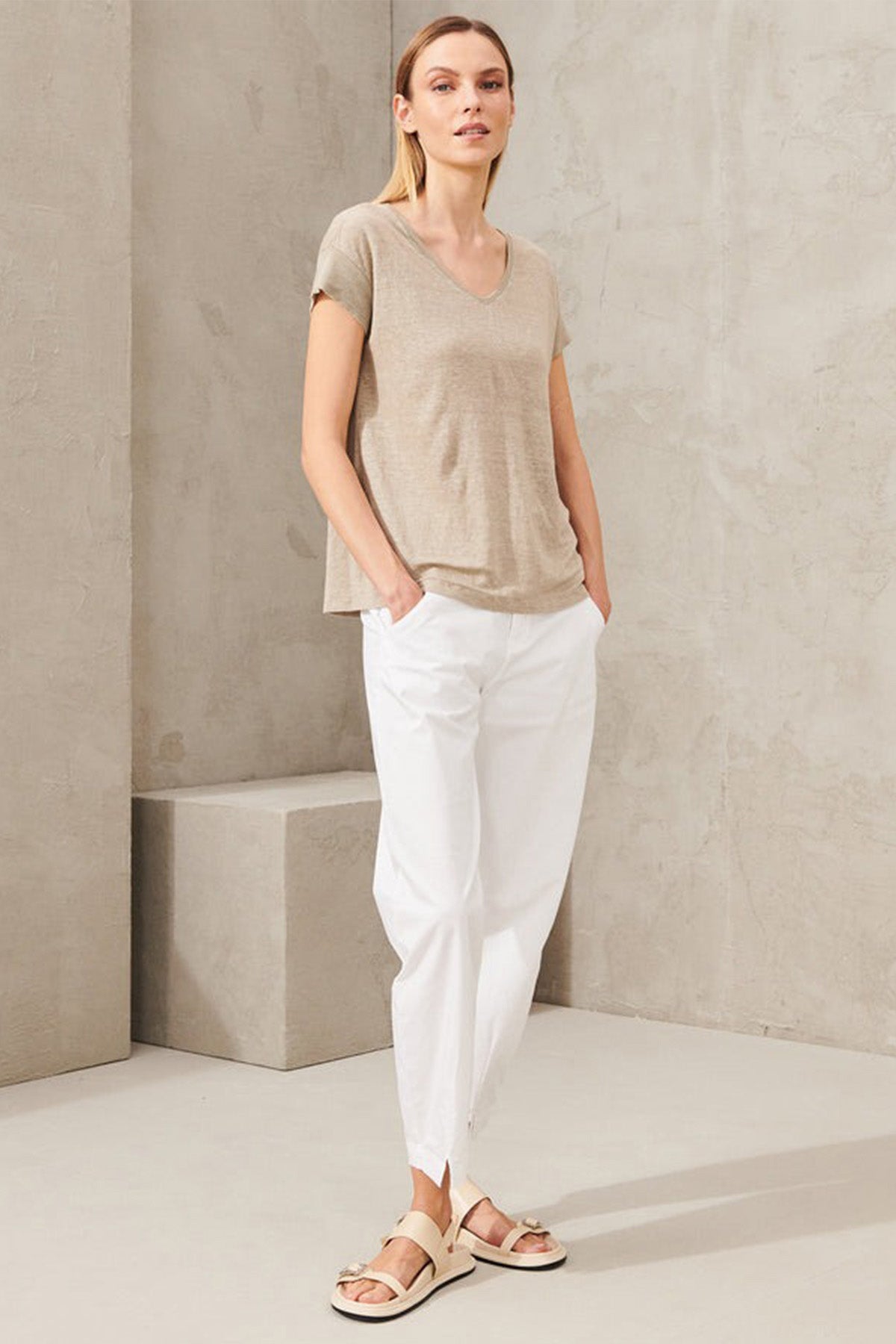 Transit V Yaka Keten T-shirt