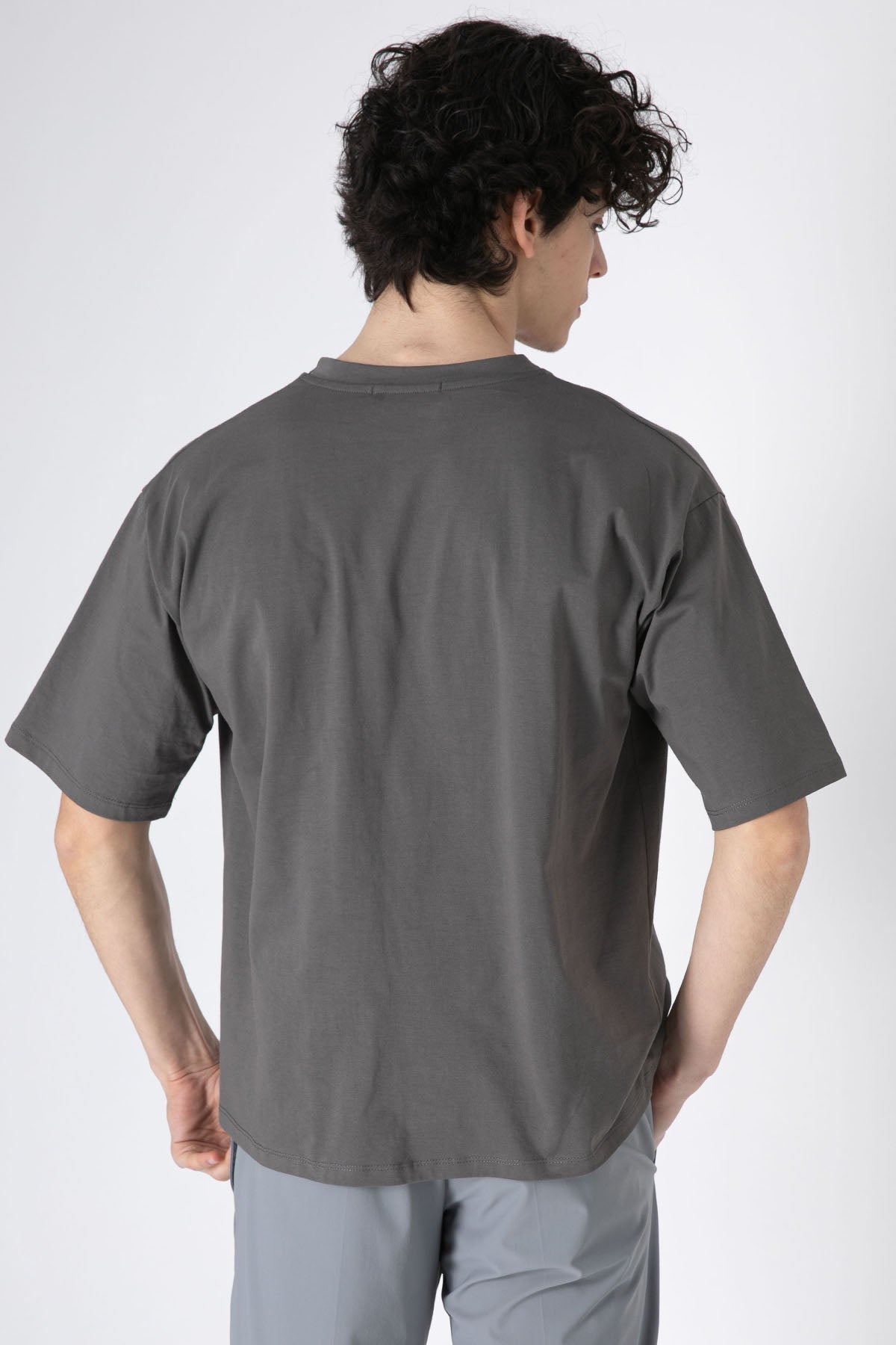 Manifattura Yuvarlak Yaka Geniş Kesim Cep Detaylı T-shirt