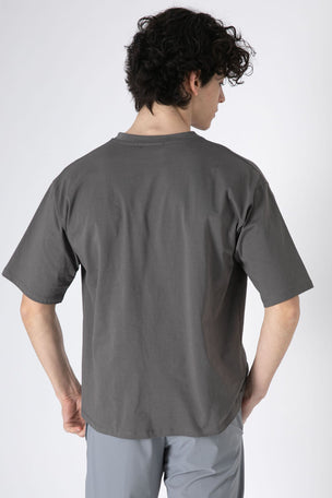 Manifattura Yuvarlak Yaka Geniş Kesim Cep Detaylı T-shirt-T-shirt-Libas