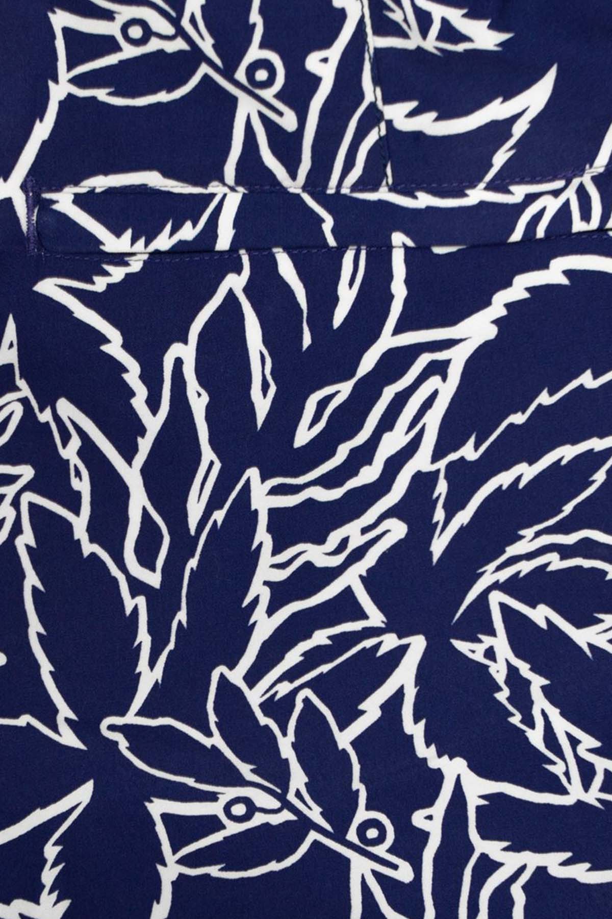 Bluemint Bond Navy Leaves Şort Mayo-Libas Trendy Fashion Store