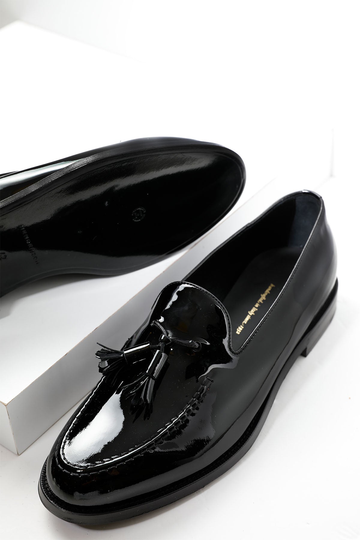 Henderson Rugan Deri Püsküllü Loafer Smokin Ayakkabısı