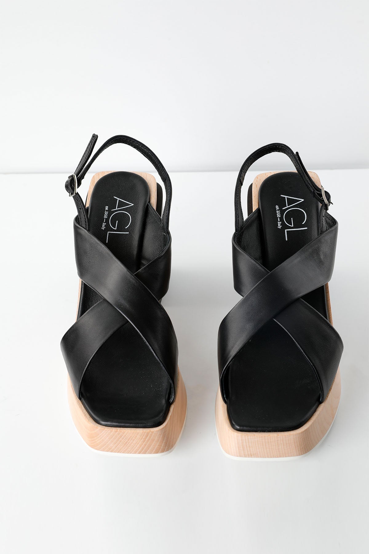 Agl Surin Deri Çapraz Bantlı Sandalet