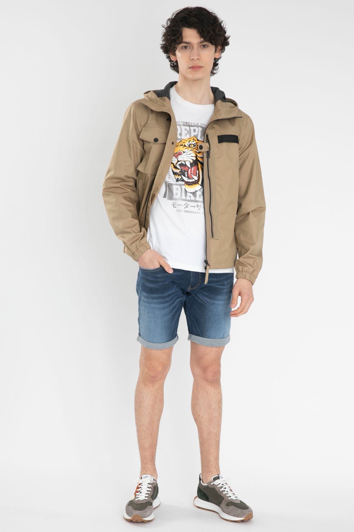 Replay Hyperflex X-Lite Re-Used Anbass Slim Fit Jean Şort