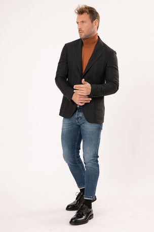 The Gigi Yün Blazer Ceket