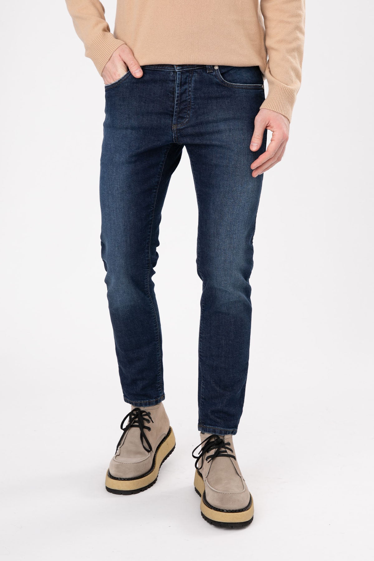 Richard J. Brown Cortina Slim Fit Jeans