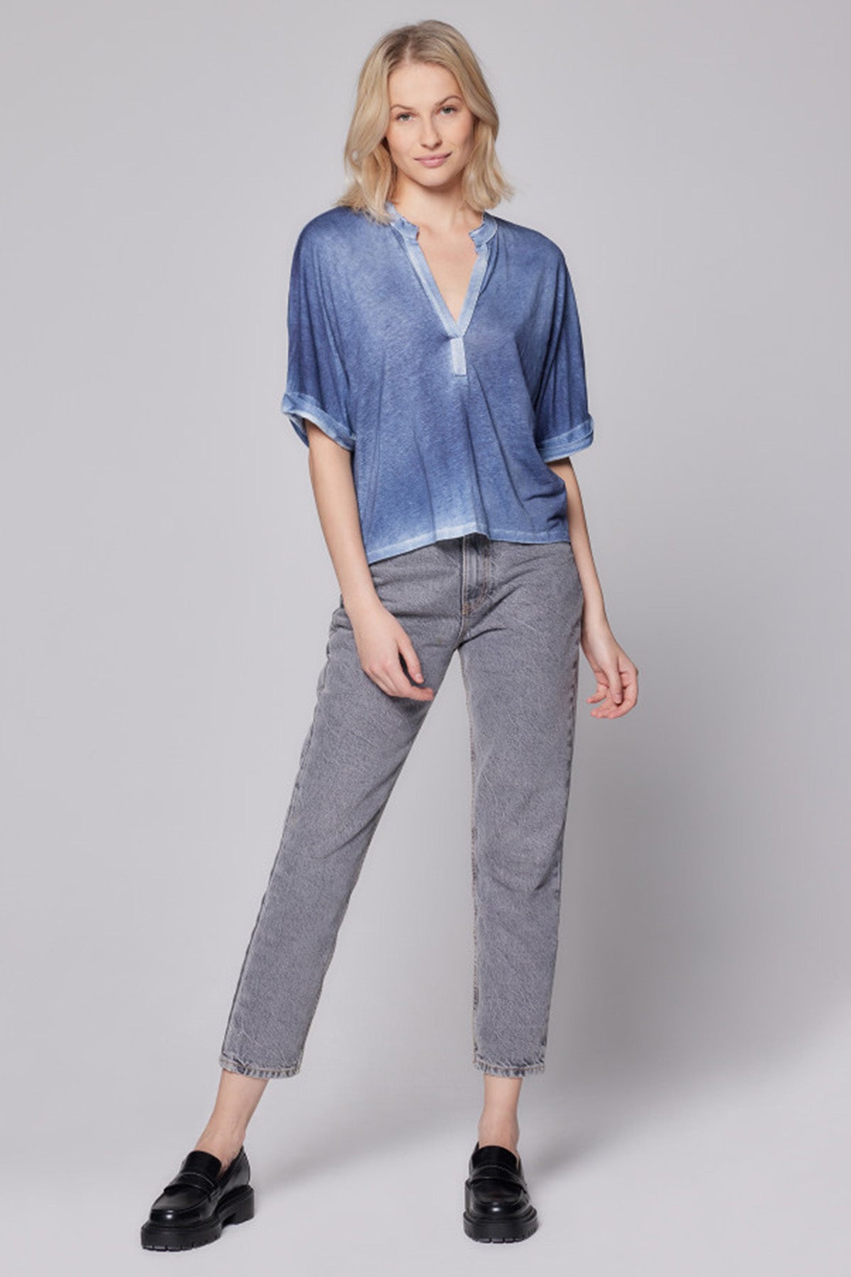 Majestic V Yaka Streç Keten T-shirt-Libas Trendy Fashion Store