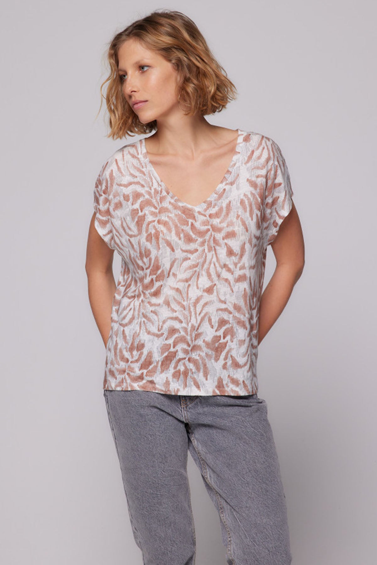 Majestic V Yaka Streç Keten T-shirt-Libas Trendy Fashion Store