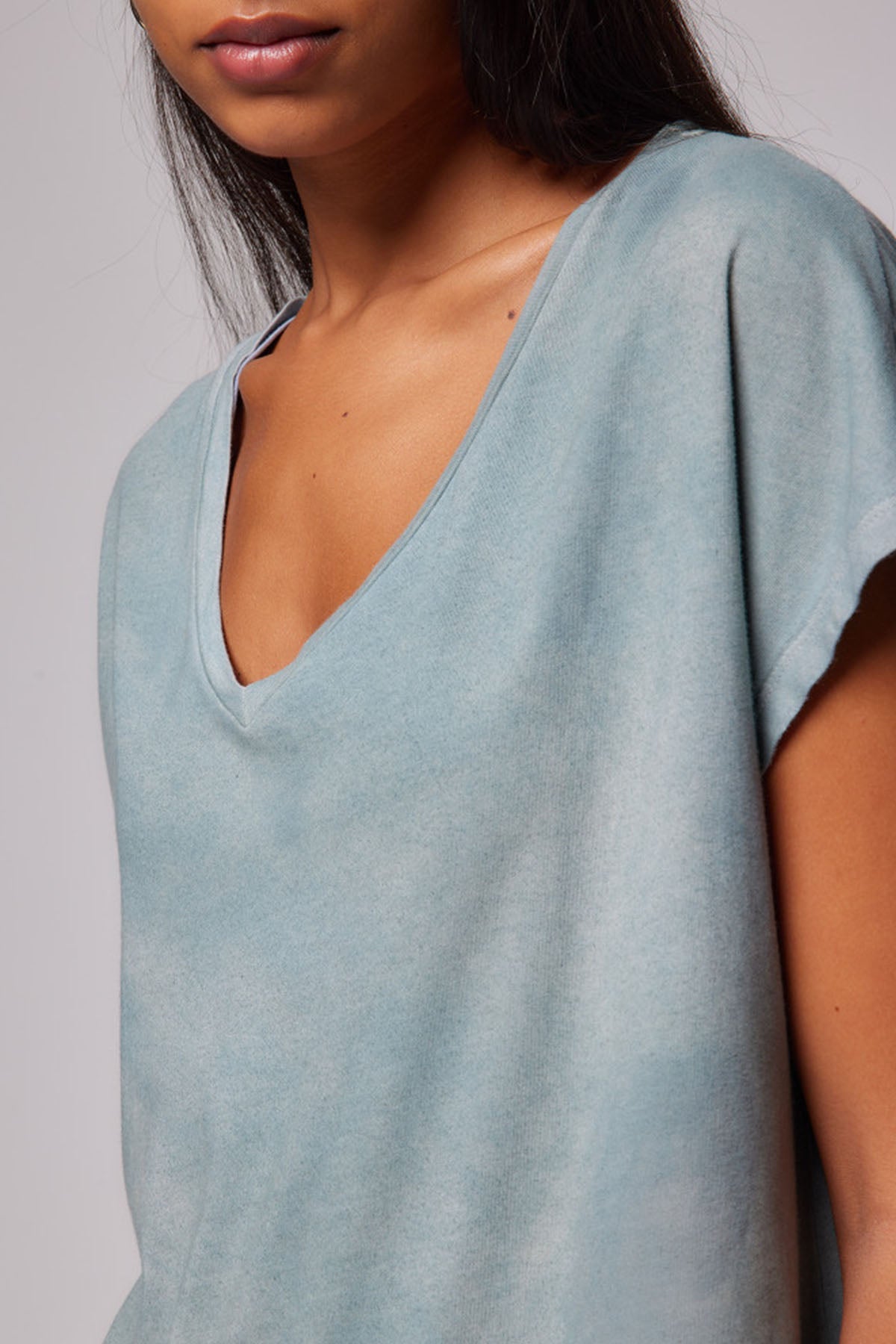 Majestic Geniş Kesim V Yaka  T-shirt