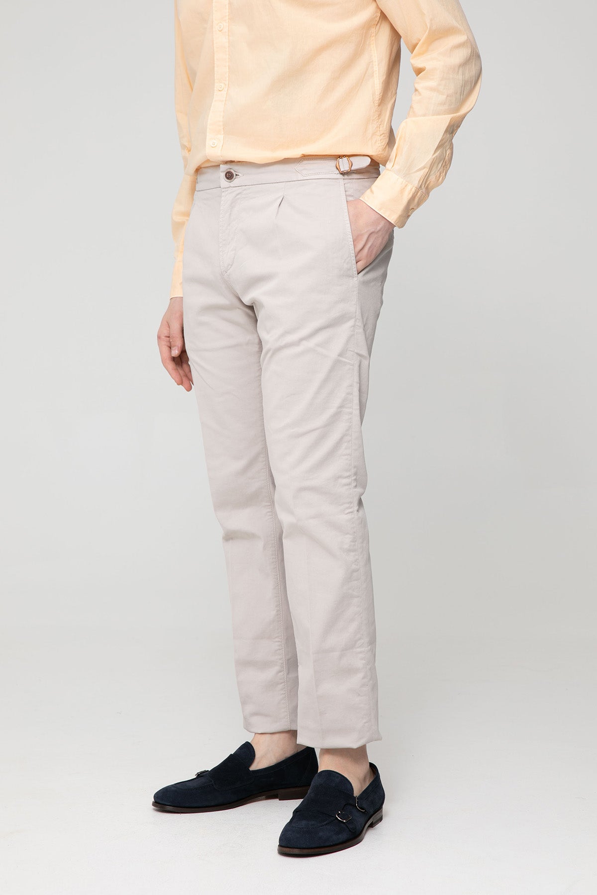 Richard J. Brown Manila Yandan Cepli Pantolon