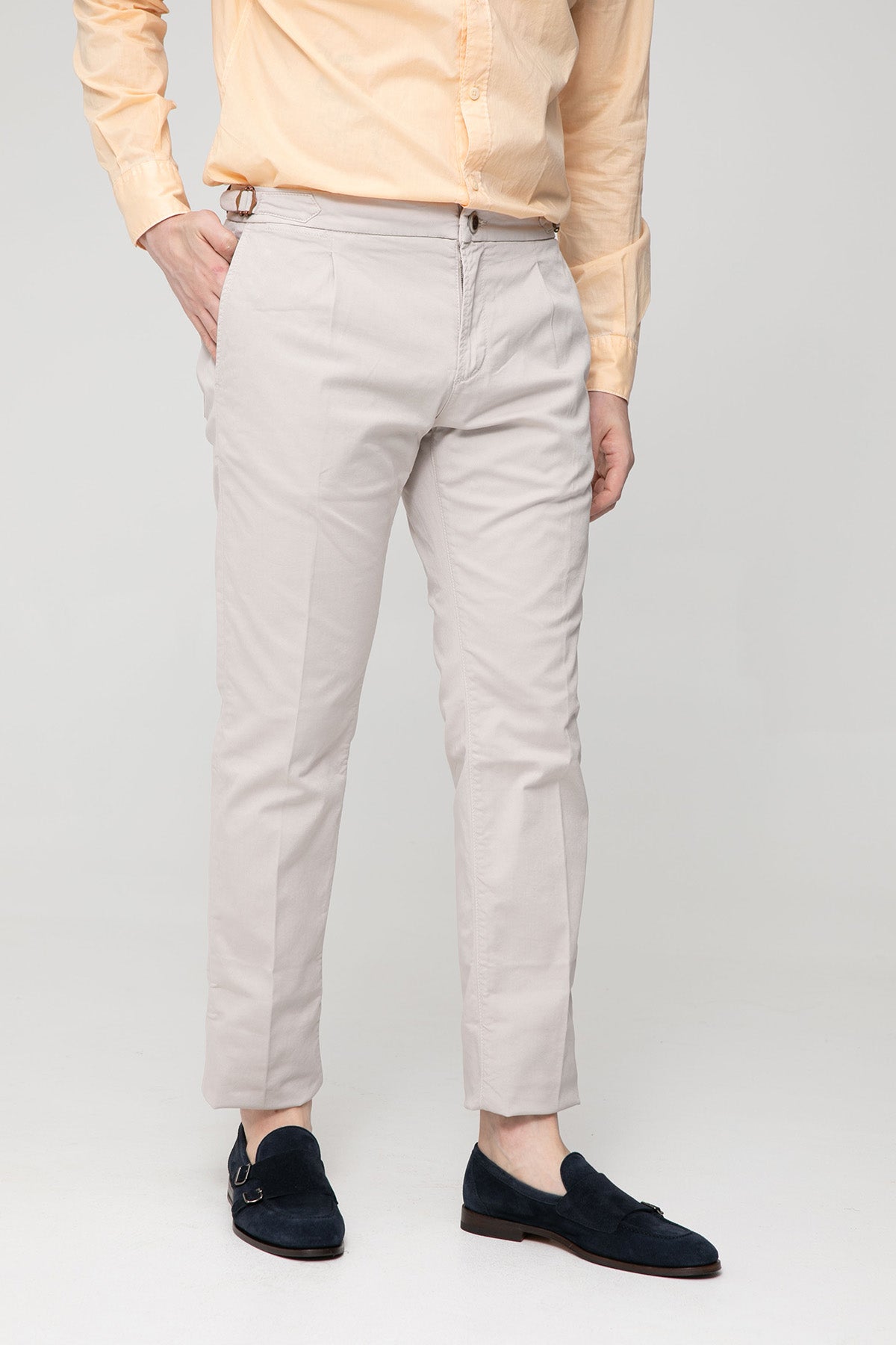 Richard J. Brown Manila Yandan Cepli Pantolon