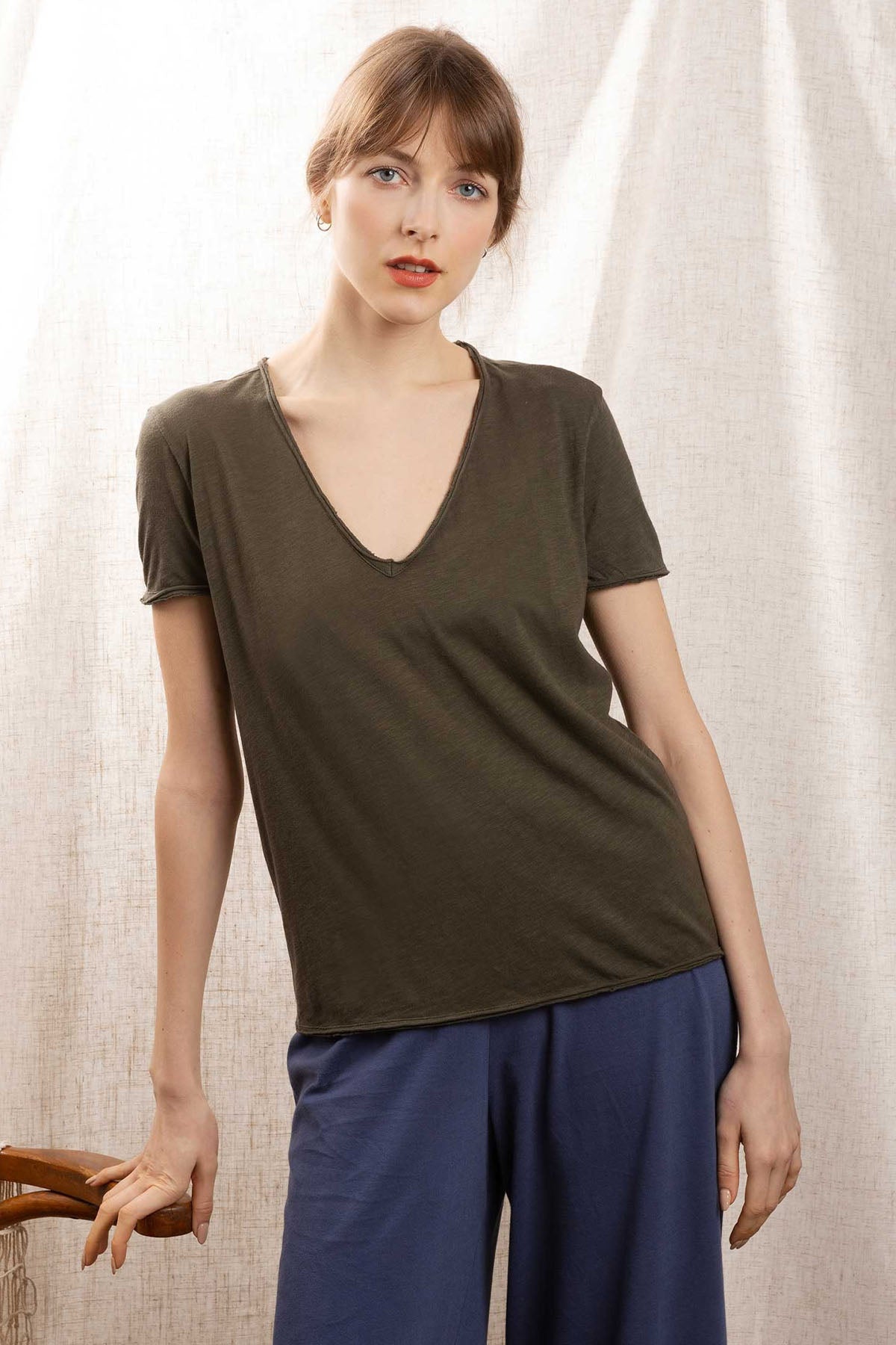 Berenice Emmawings V Yaka T-shirt-Libas Trendy Fashion Store
