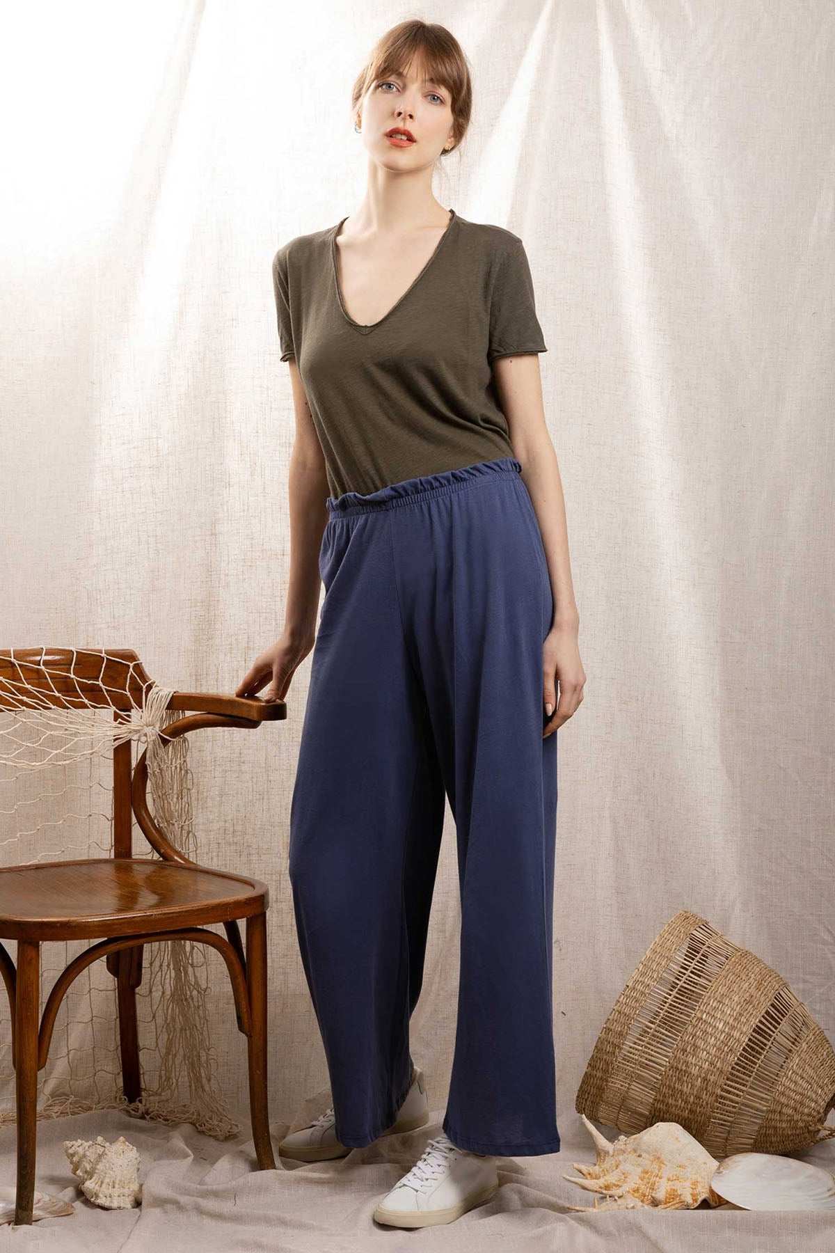 Berenice Emmawings V Yaka T-shirt-Libas Trendy Fashion Store