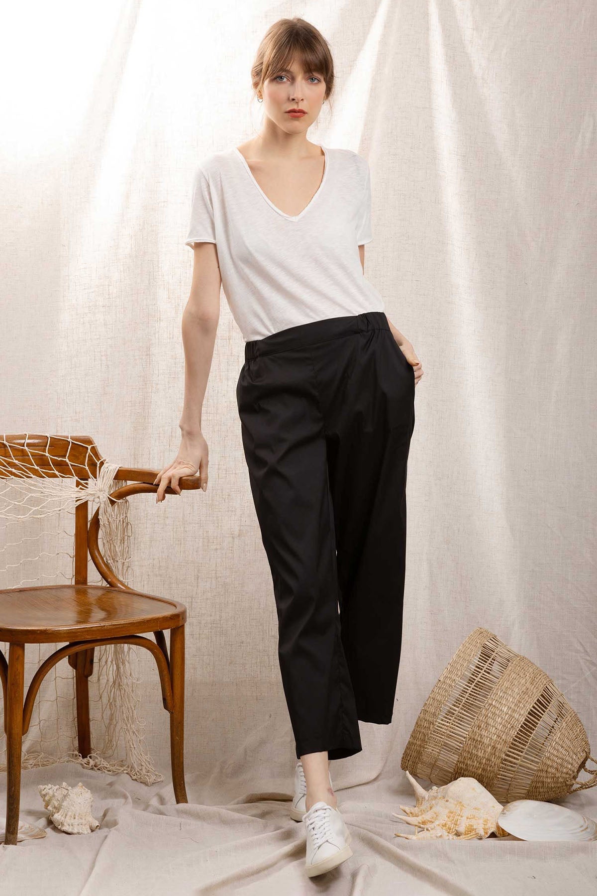 Berenice Emmawings Kanat Desenli V Yaka T-shirt-Libas Trendy Fashion Store