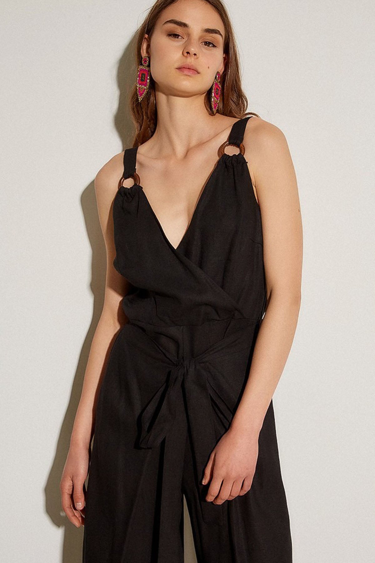 Bsb Derin V Yaka Belden Kuşaklı Ketenli Tulum-Libas Trendy Fashion Store