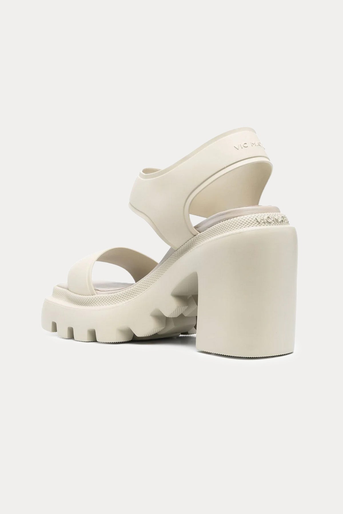 Vic Matie Extralight Tabanlı Küt Burun Topuklu Sandalet