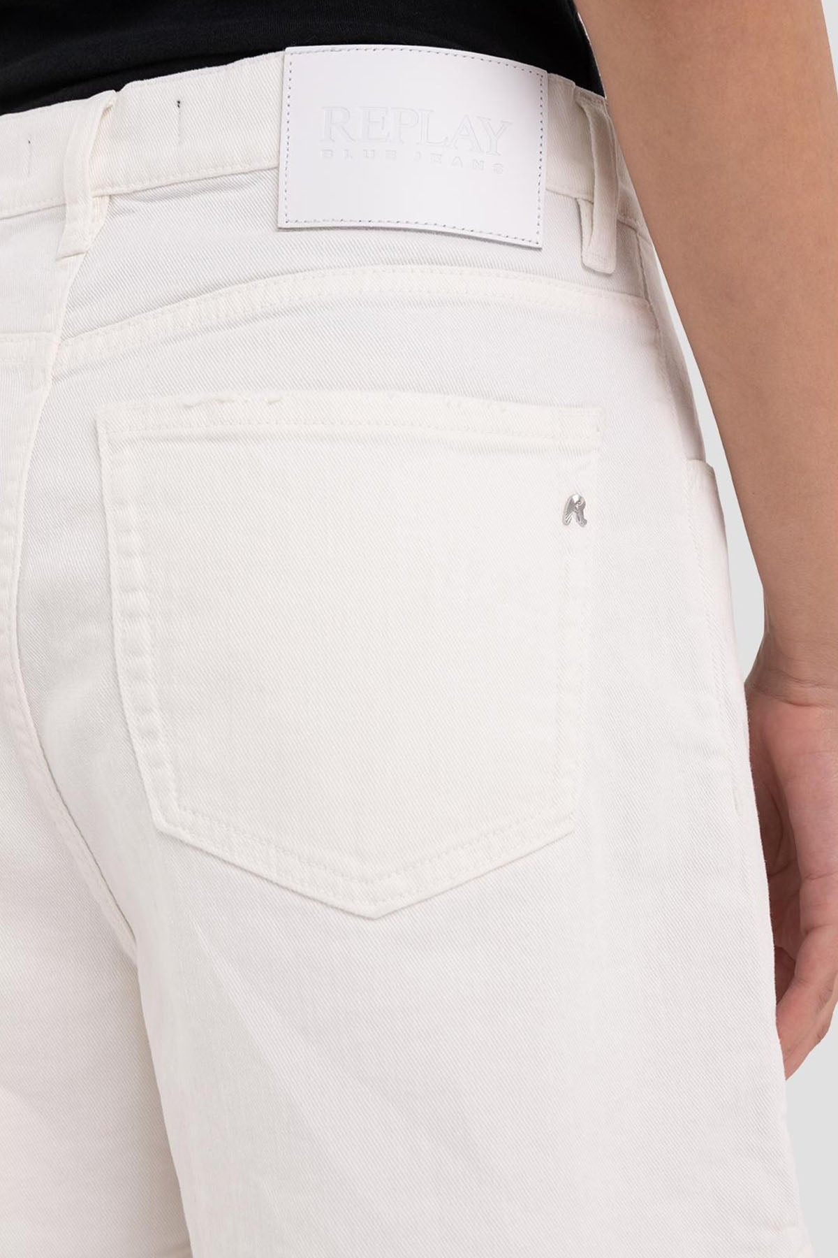 Replay Tek Pileli Denim Şort